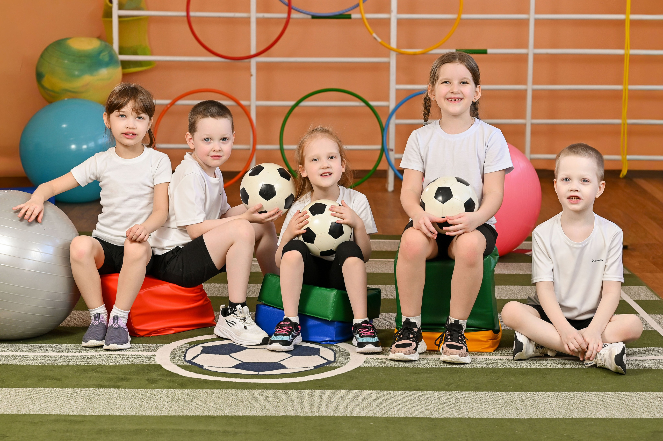 Детский сад на физкультуре. Семейный фотограф в г. Воскресенск Наталия Молева