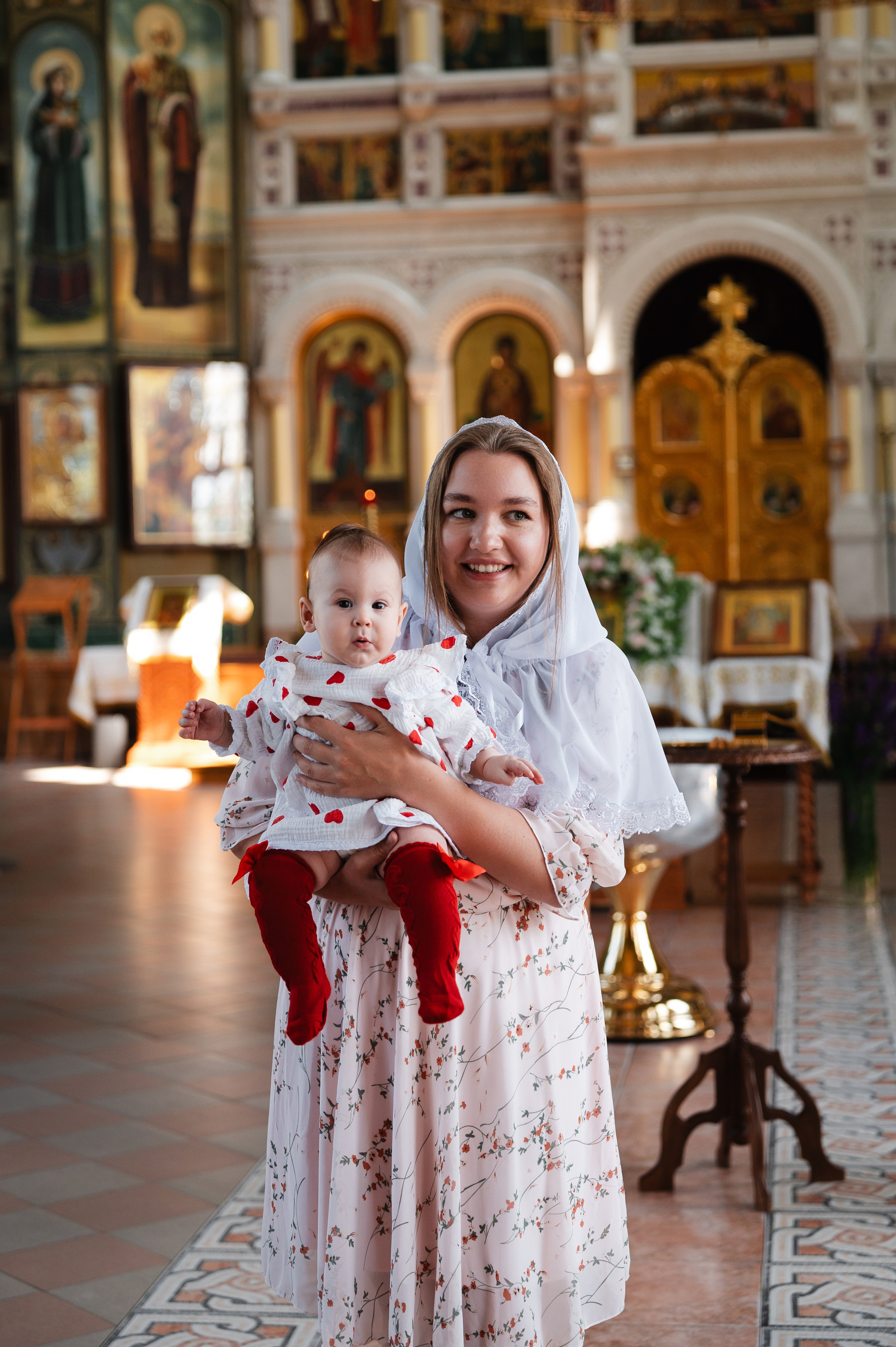 Таинство Крещения Дарьи (Храм Преполовения Пятидесятницы). Фотограф Ярута Оксана / Ростов-на-Дону