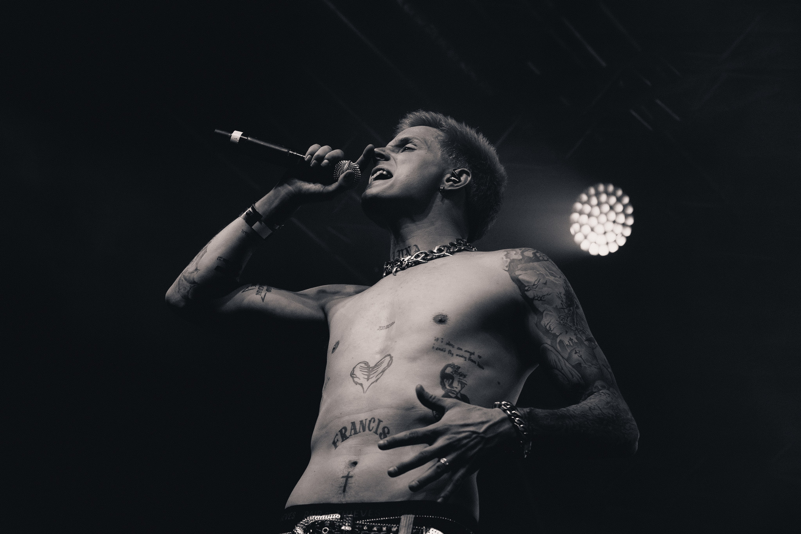 Call Me Karizma | ГРАФИТ. Ilya Foxy — автомобильный фотограф