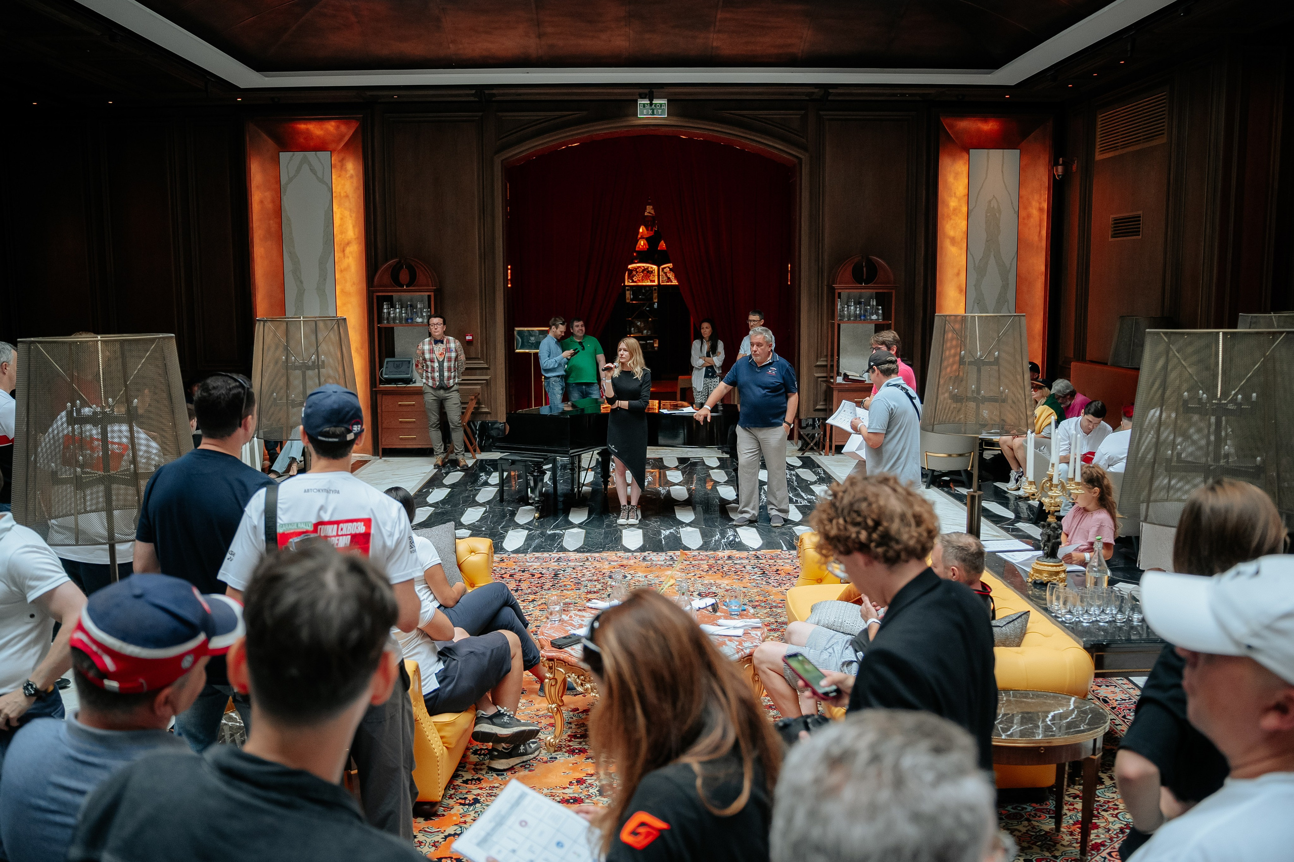 Старт «Гараж-Ралли» 2024. Ilya Foxy — автомобильный фотограф