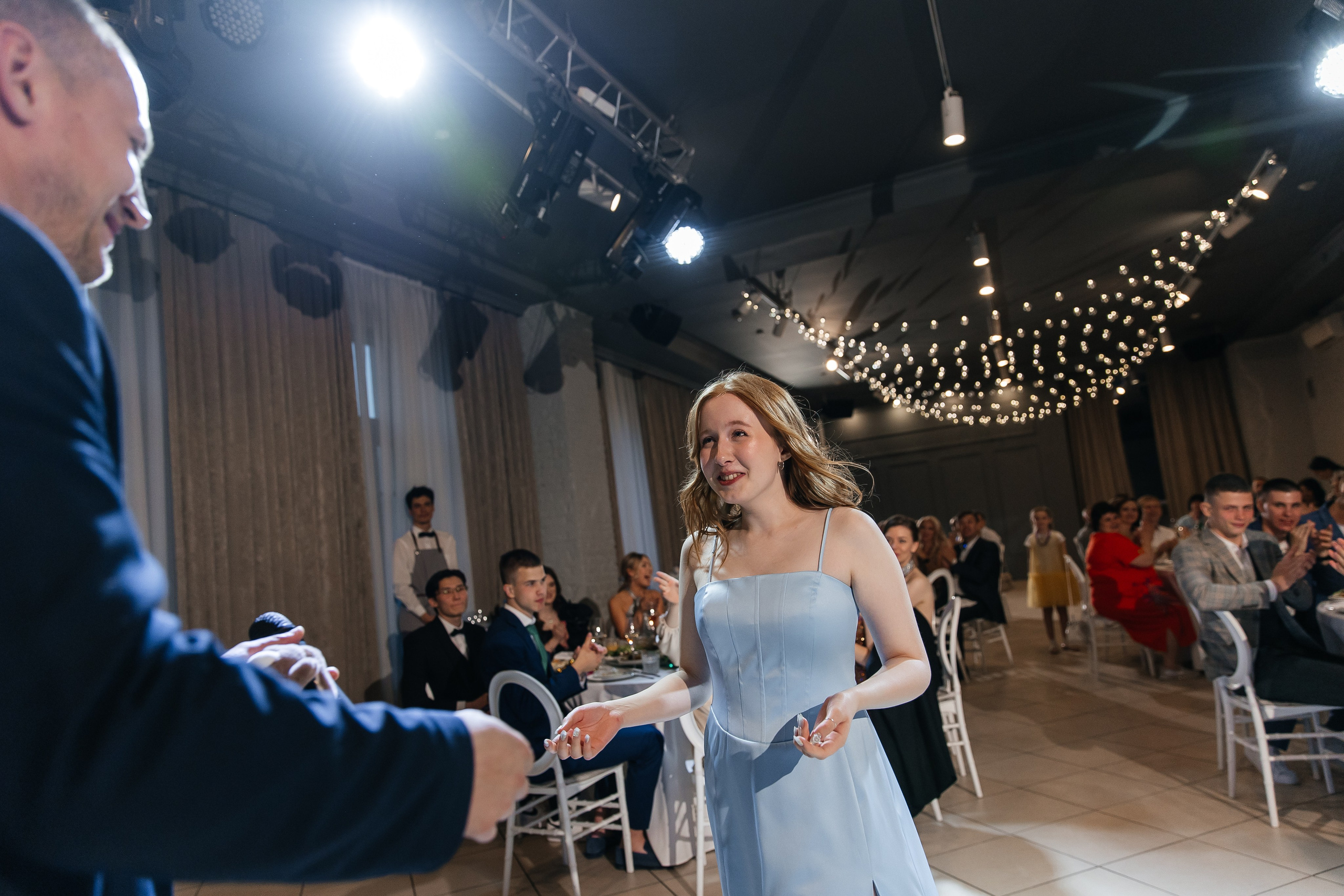 2023-06-23 Выпускной МБОУ СОШ № 10. Фотограф в Красноярске