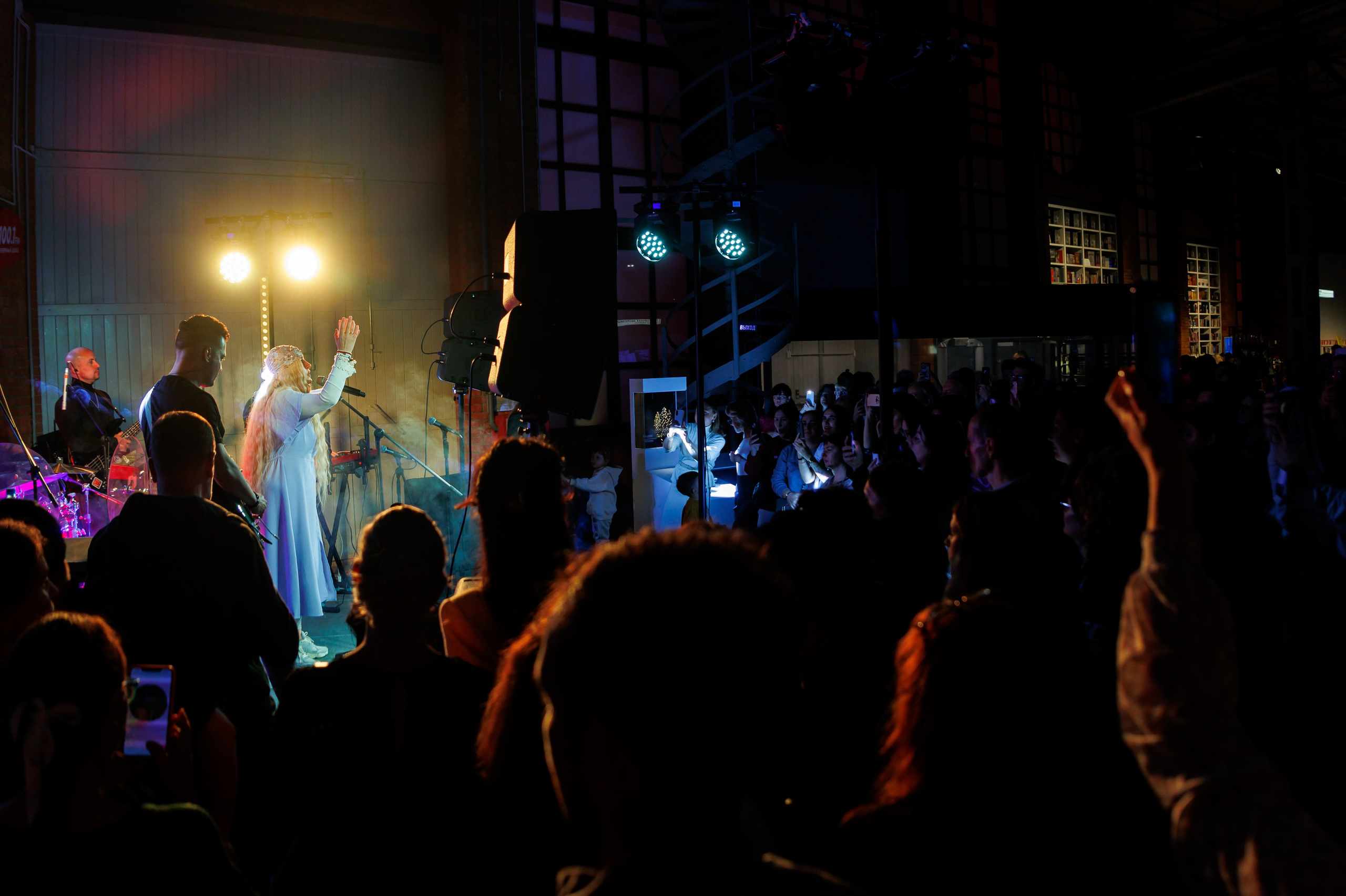 Мероприятия посвященные открытию выставки Иосиф Бродский — Место не хуже любого. Фотограф Иван Недорез