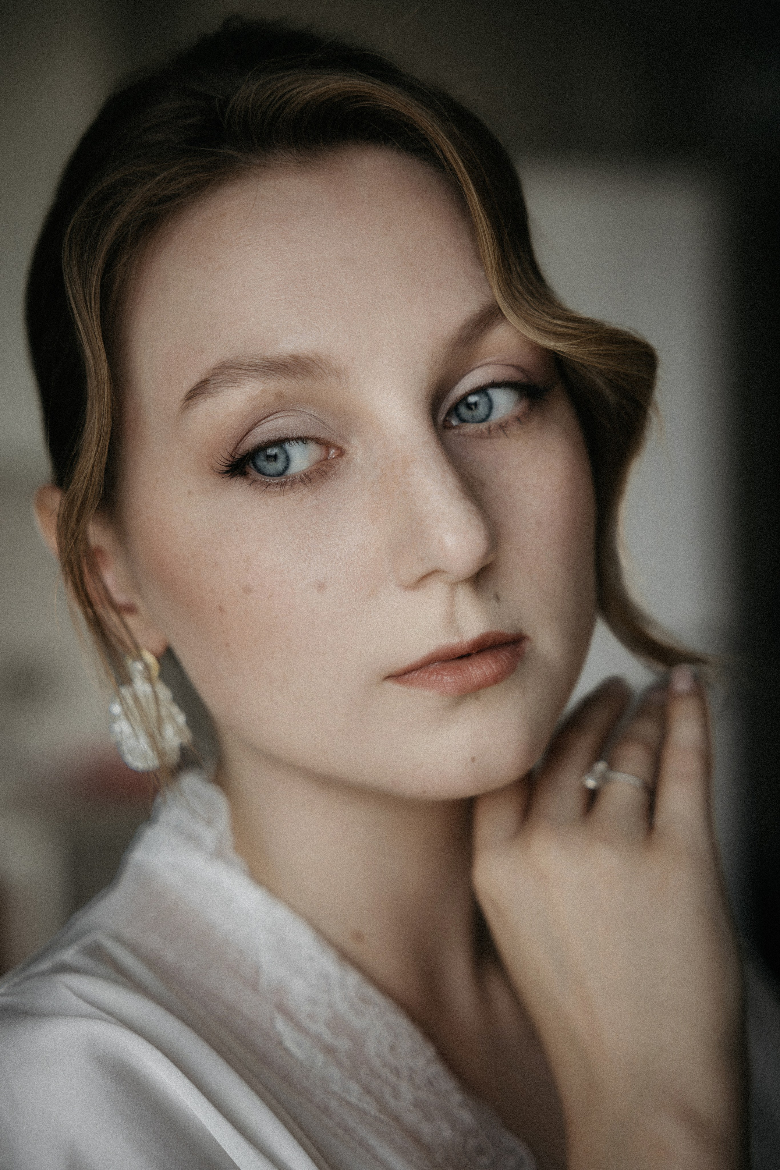 Утро невесты и свадебная фотосессия на теплоходе по Москве-реке