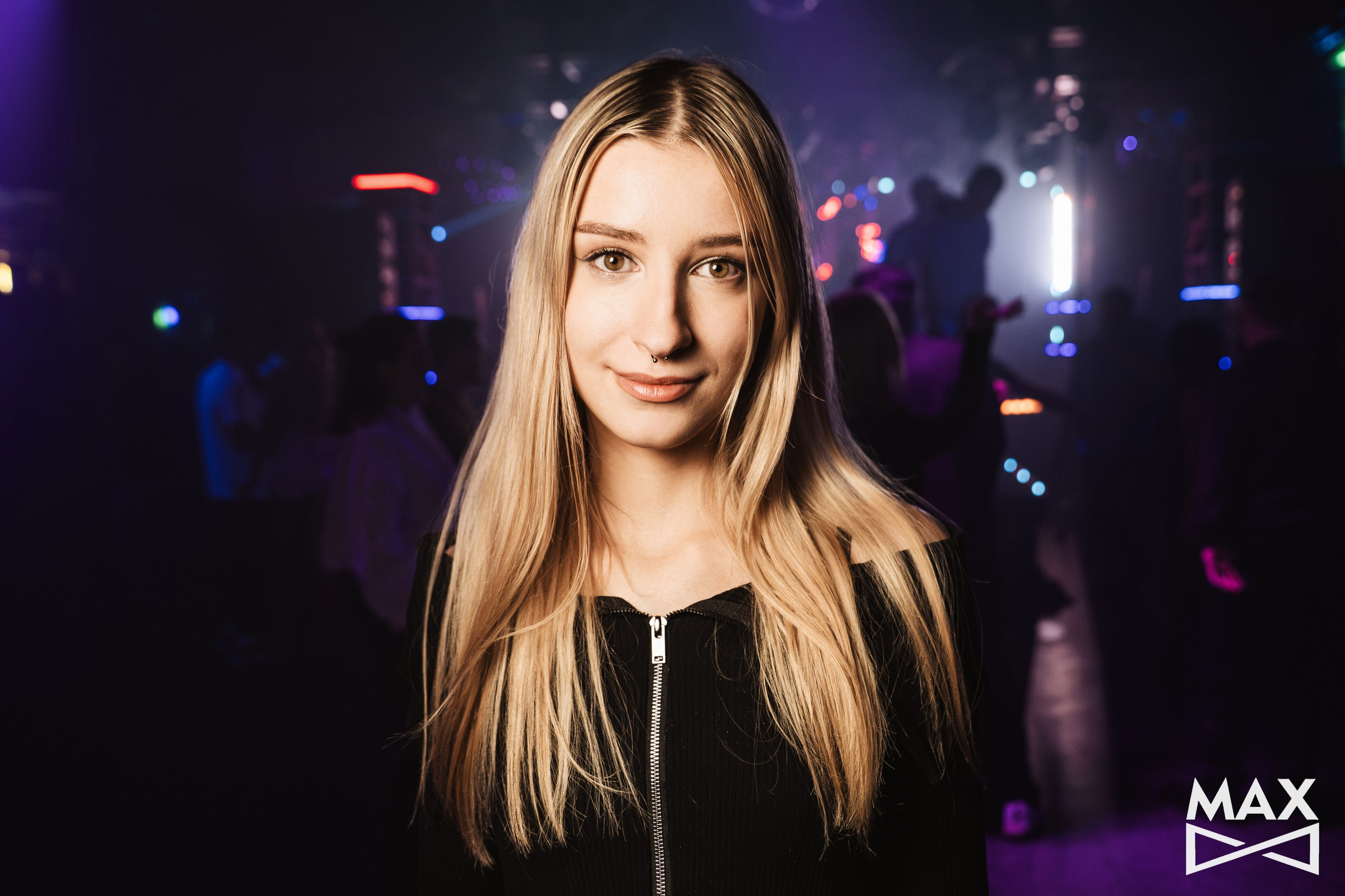 NIGHT CLUB «MAX». Фотограф Великий Новгород Артем Чернецкий