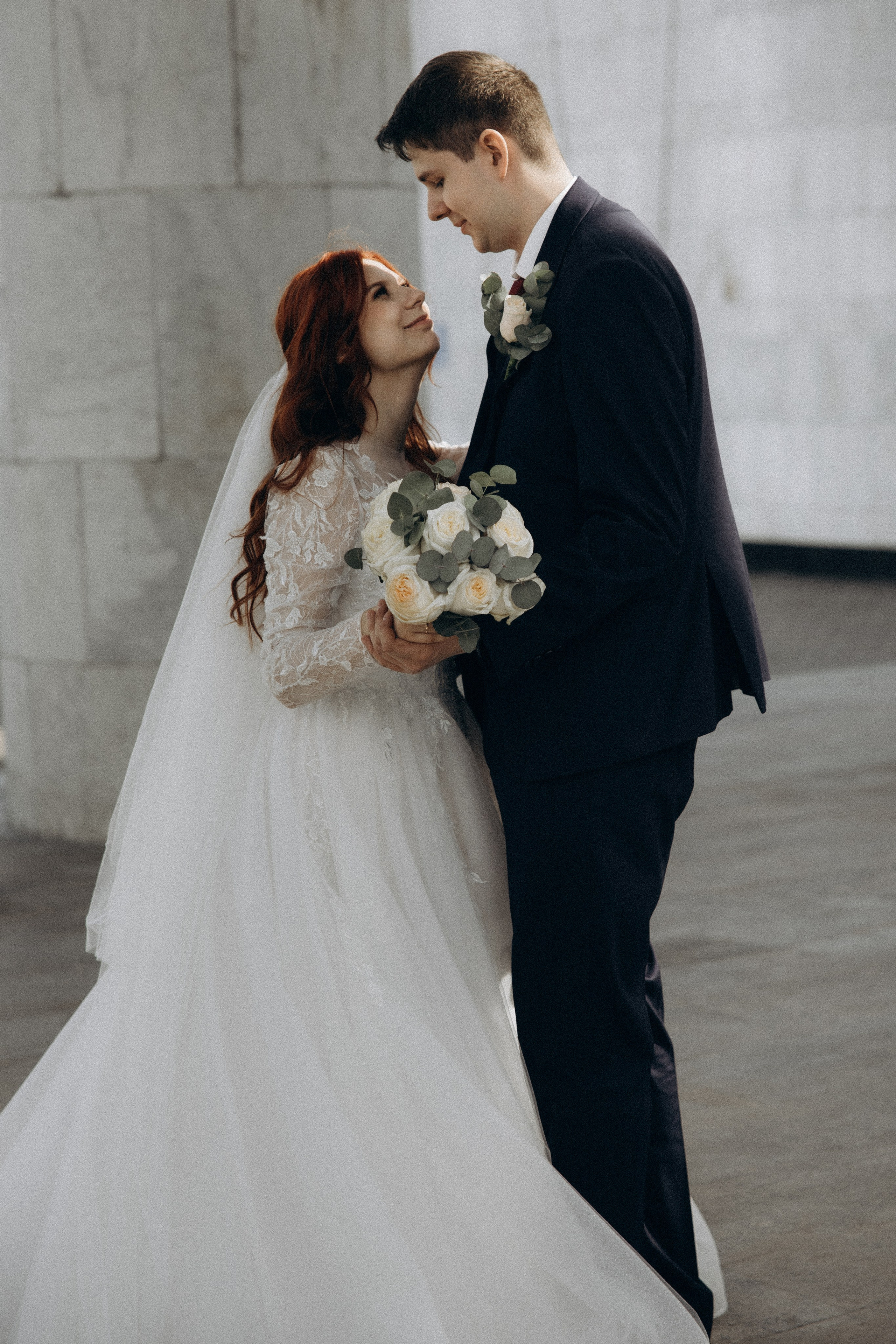 Фотосессия свадьбы Ивана и Александры в парке Горки Ленинские