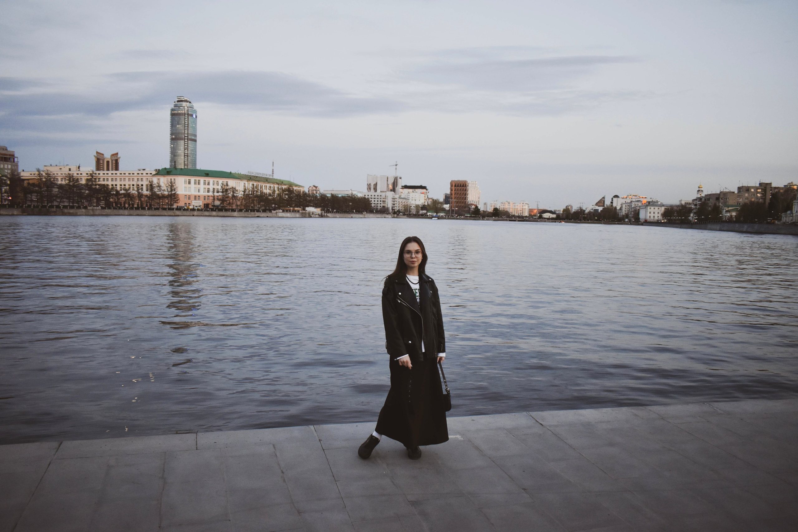 Женя на улице. Портретный фотограф в Екатеринбурге