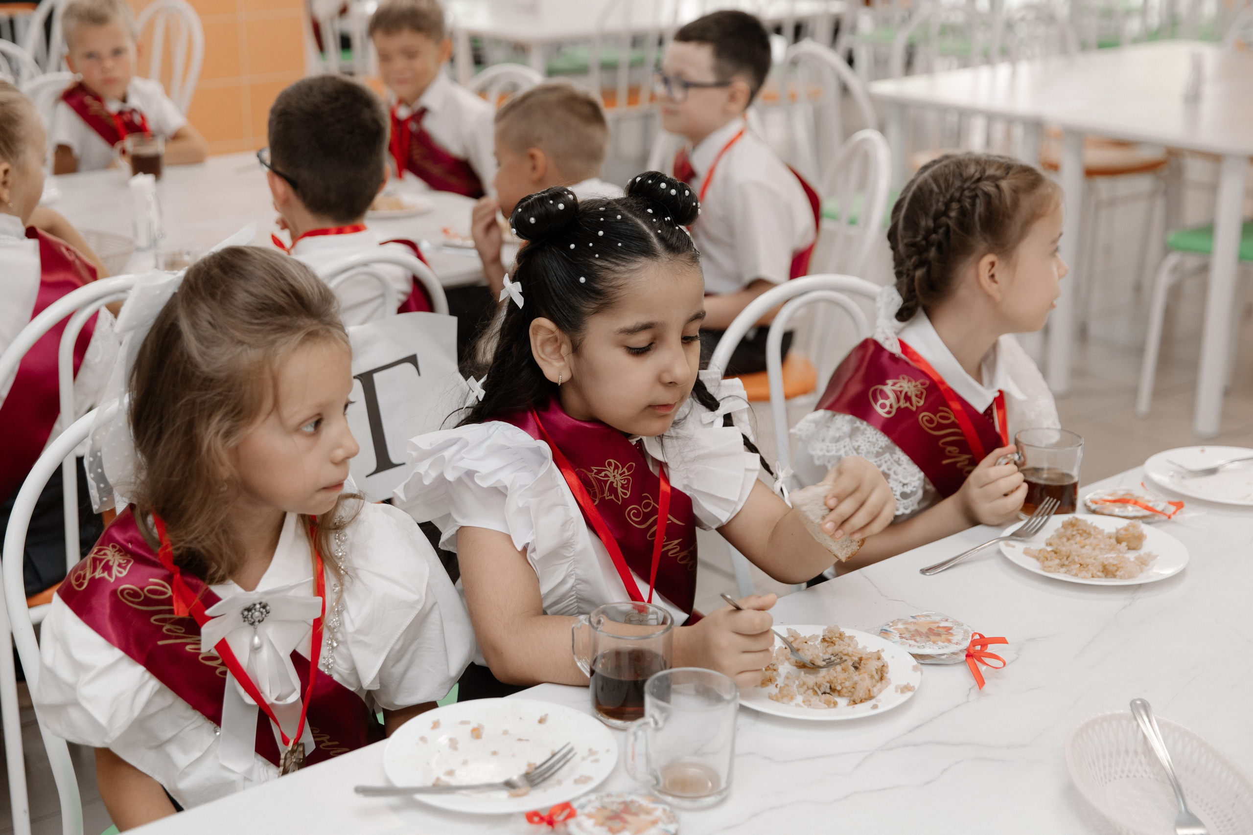 1 класс 11 школа. Выпускные альбомы Натальи Бутко: Новороссийск, Анапа, Геленджик