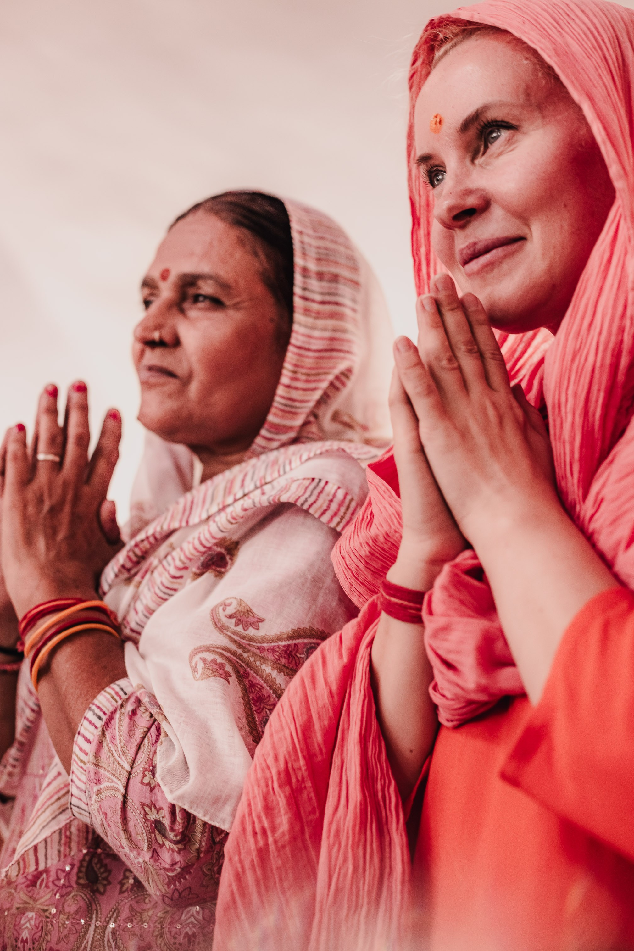 Navaratri yajna at Devraha Baba Ji ashram. Мариам Багдасарян