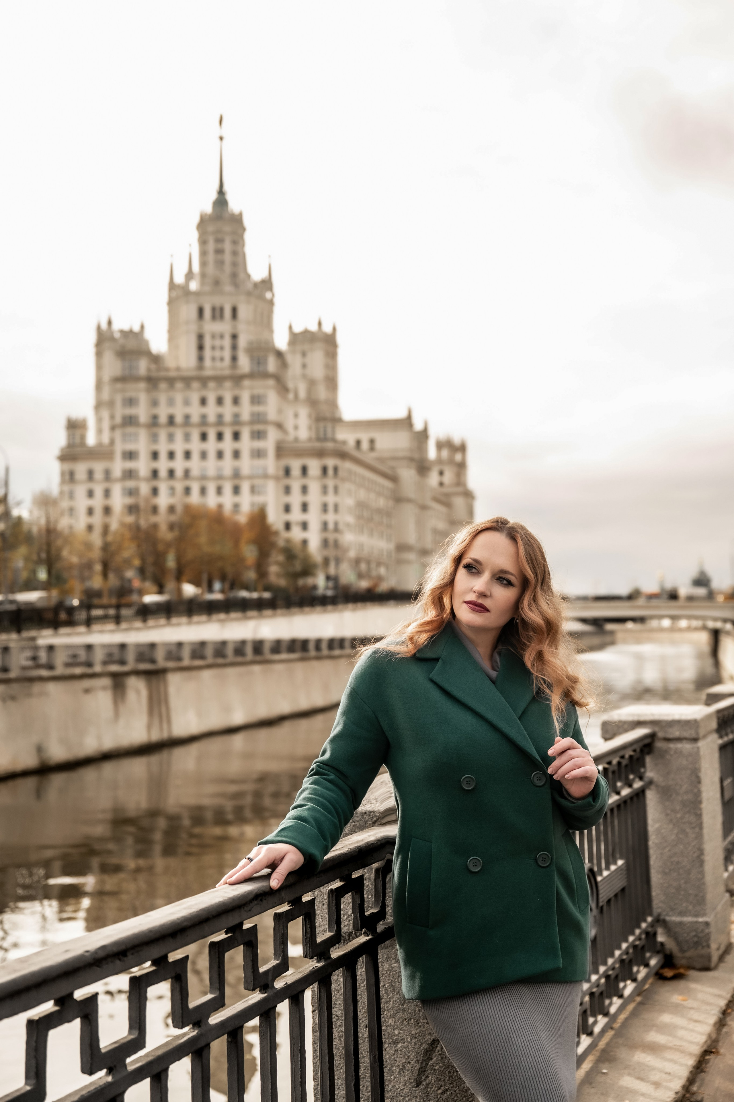 Натали Москва Тессинский мост. Наталья Слесаренко фотограф в Сочи