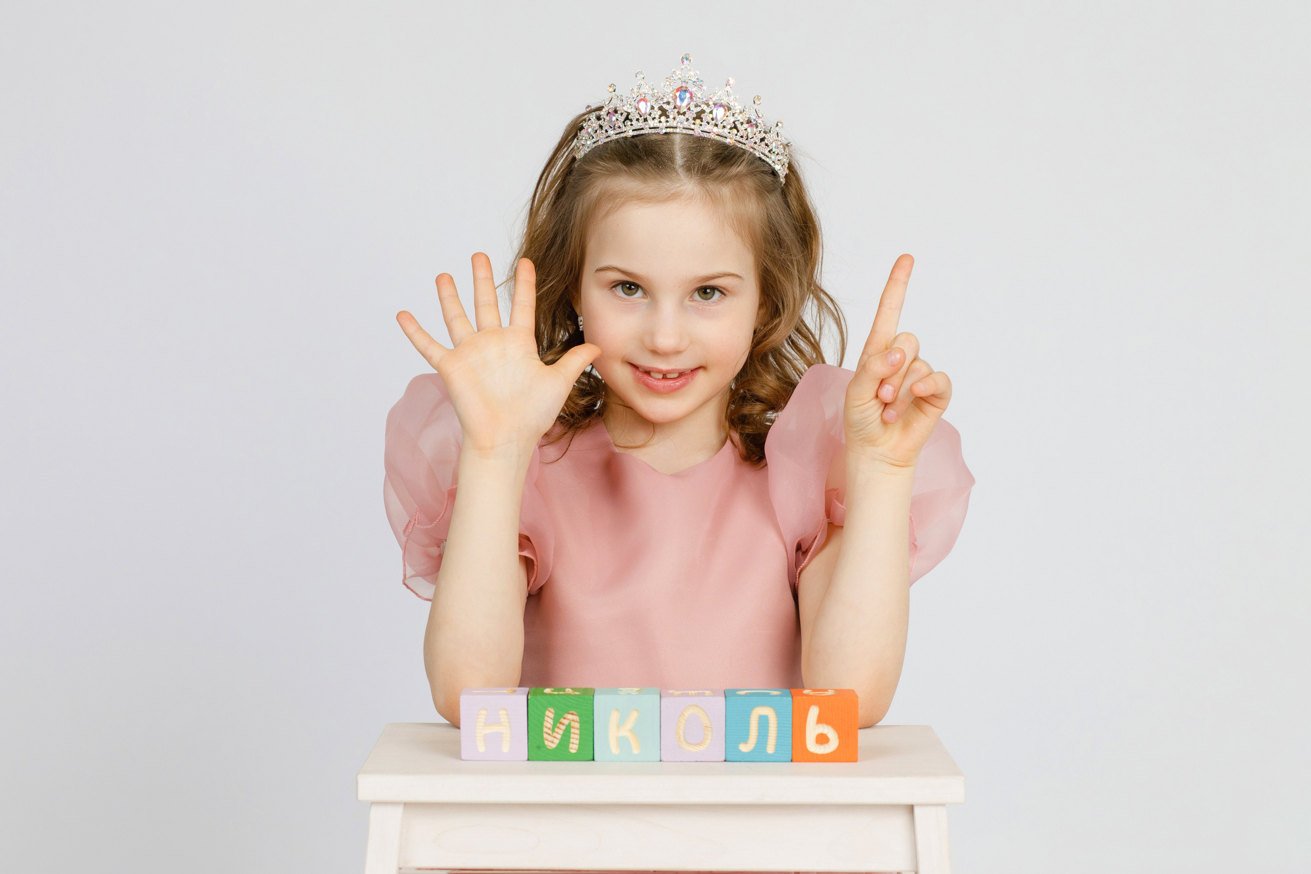 ПОРТРЕТЫ. Выпускные альбомы в Москве FOTOVMESTE