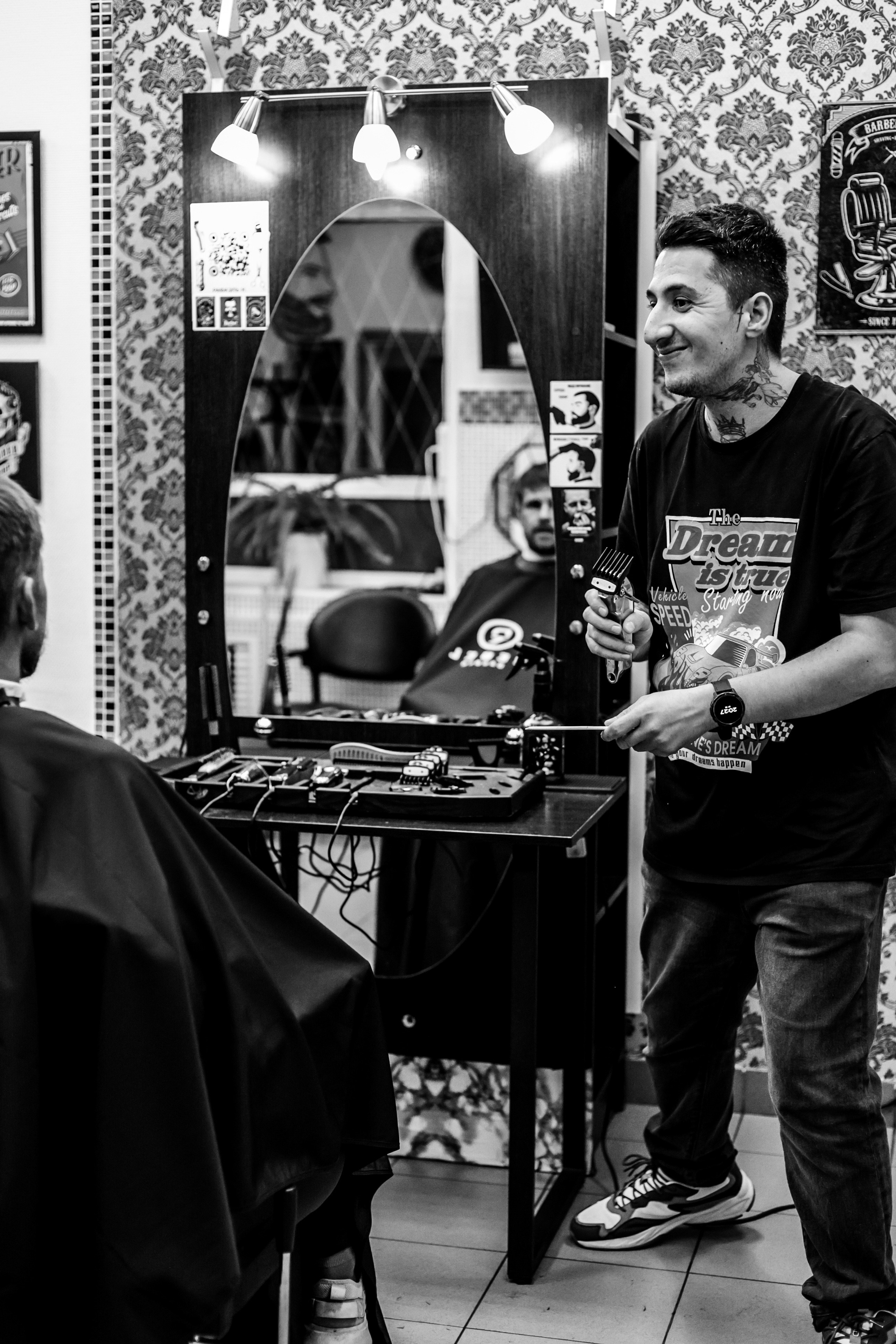 Контент фотосъемка для барбера. Профессиональный фотограф в Москве и Мо Мария Шантарёва