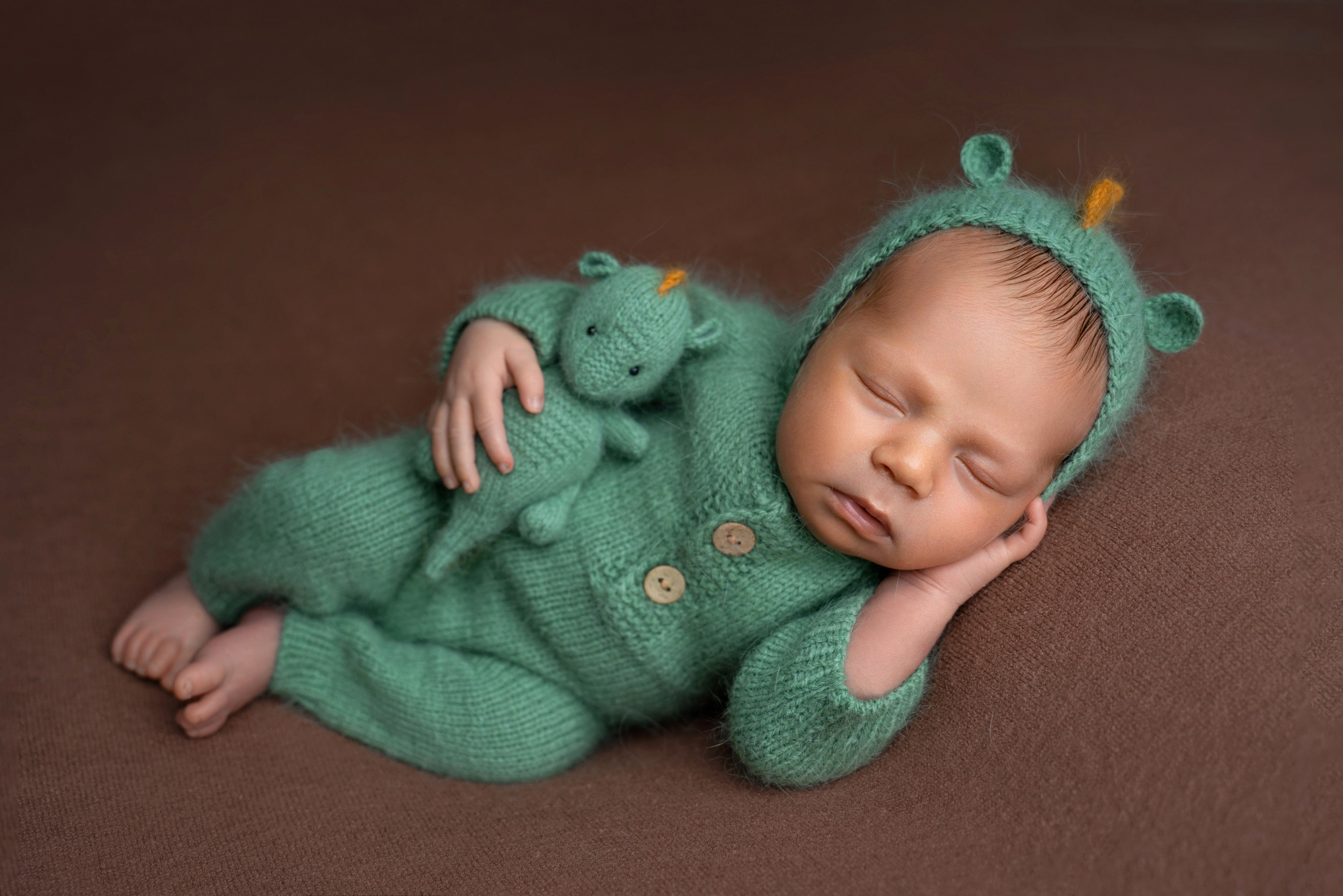 Ньюборн. Фотограф новорожденных Оренбург и свадебный фотограф Оренбург