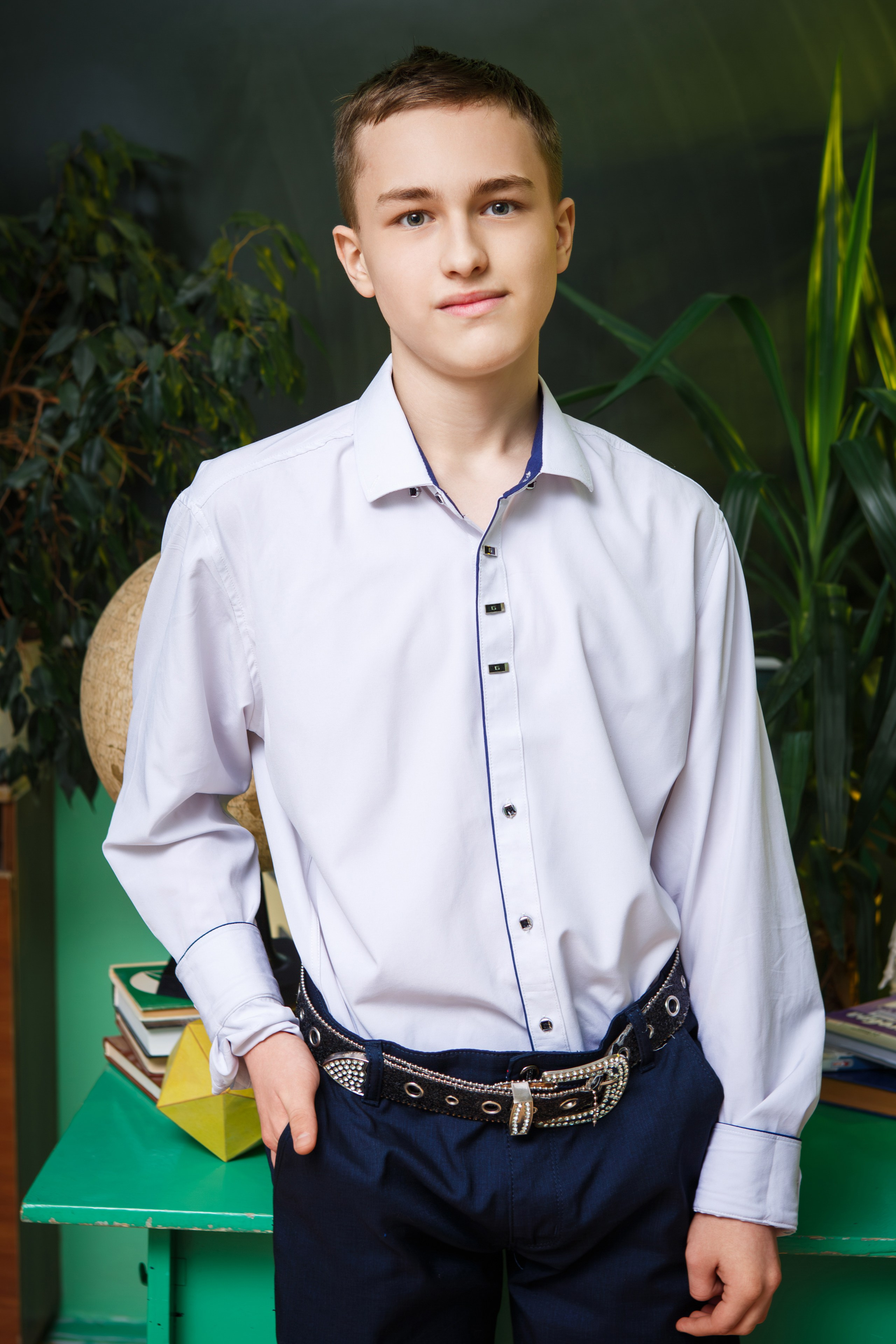 ПОРТРЕТНАЯ ФОТОСЕССИЯ В КЛАССЕ ДЛЯ 9 КЛАССОВ. ТВОЙ АЛЬБОМ / ТВОИ ПРАВИЛА