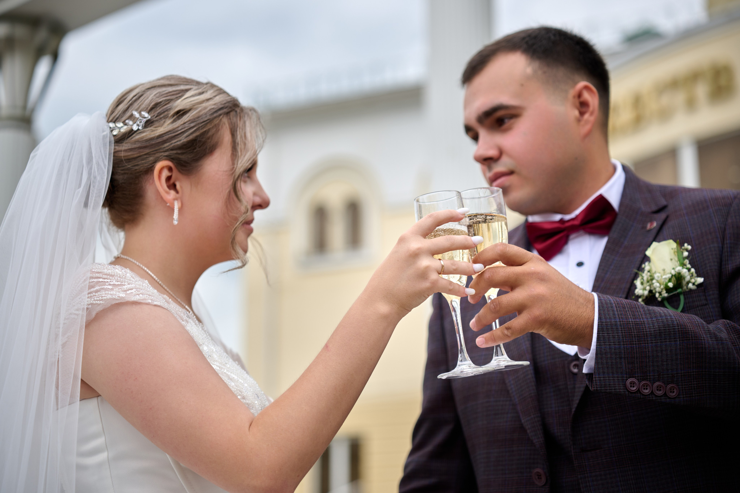 Свадебная фотосессия Ильи и Евгении в Старом Осколе. Профессиональный фотограф Старый Оскол, Губкин — свадьба, венчание, крещение, юбилей и день рождения