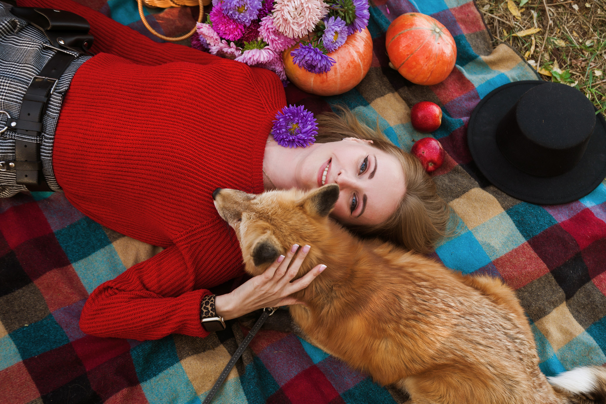 Прогулка с лисой. Фотограф Кристина Гришина Рязань