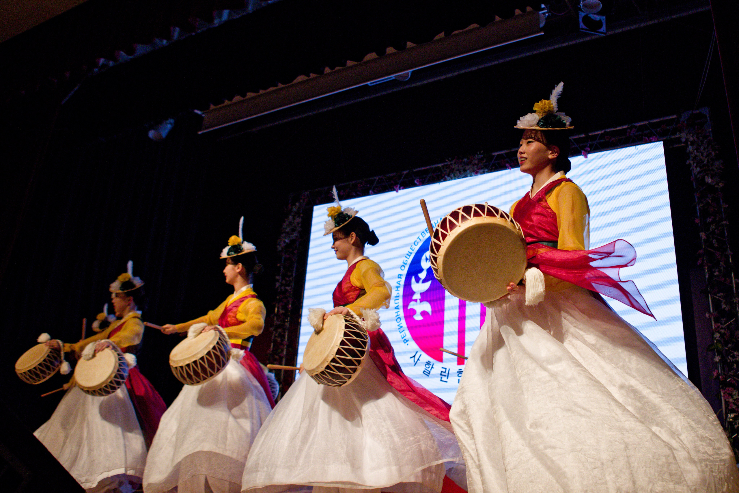 Новый Год по лунному календарю. Кутузов Евгений Фотограф в Южно-Сахалинске
