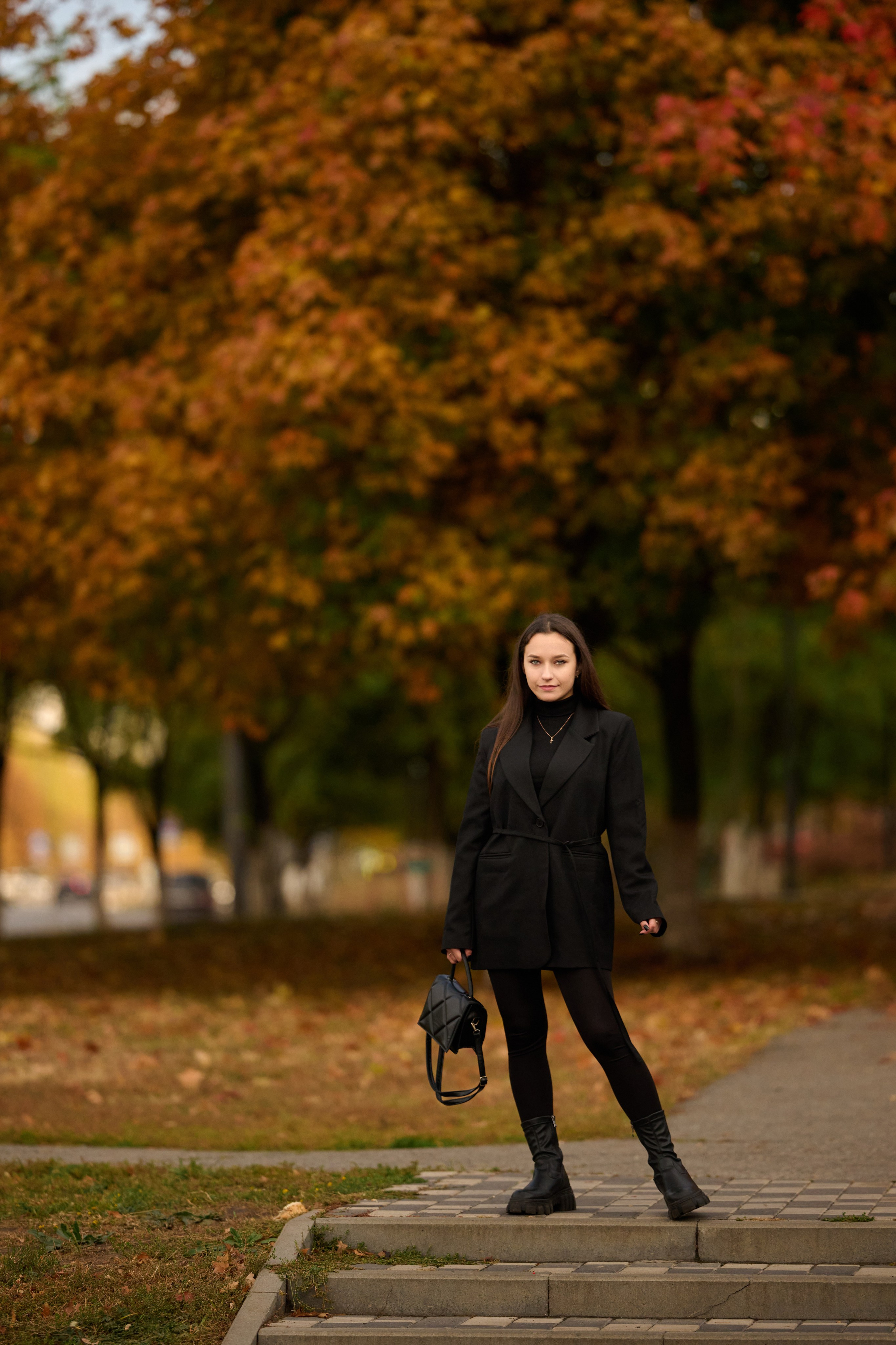 Фотосессия Елизаветы в осенних красках Старого Оскола. Профессиональный фотограф Старый Оскол, Губкин — свадьба, венчание, крещение, юбилей и день рождения