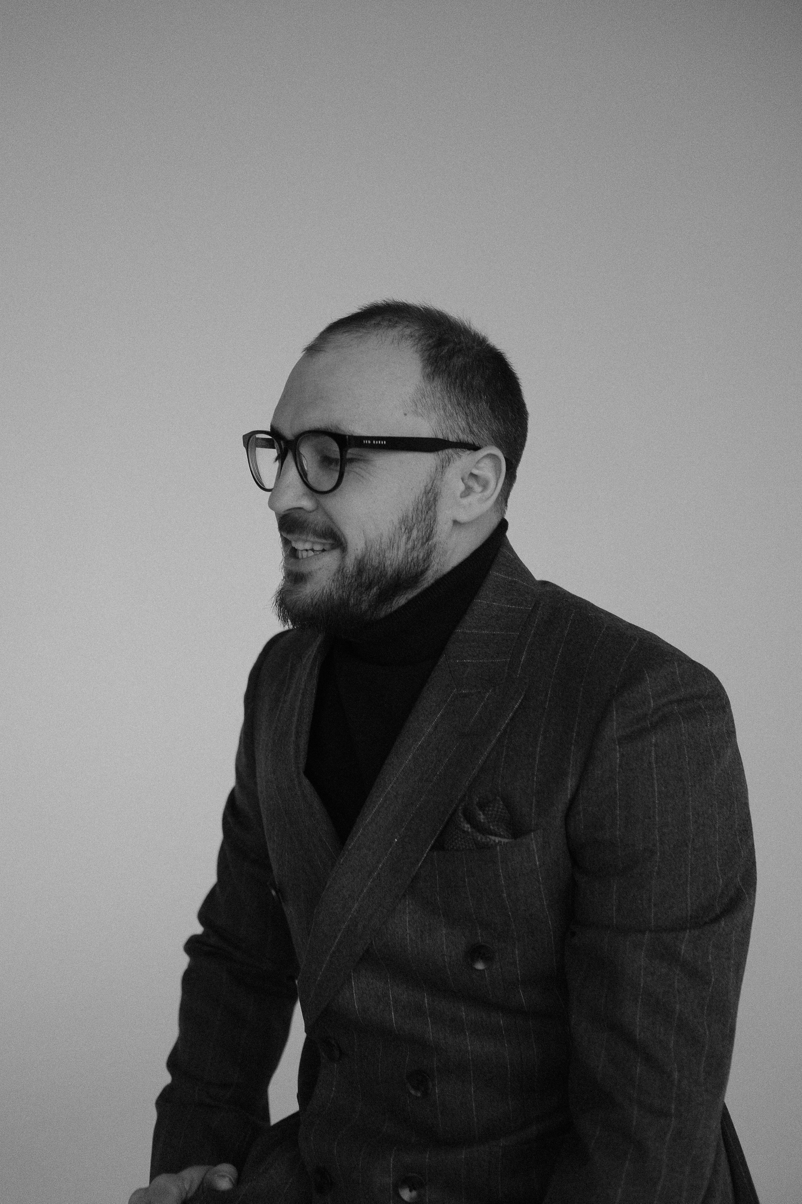 Александр. Главная