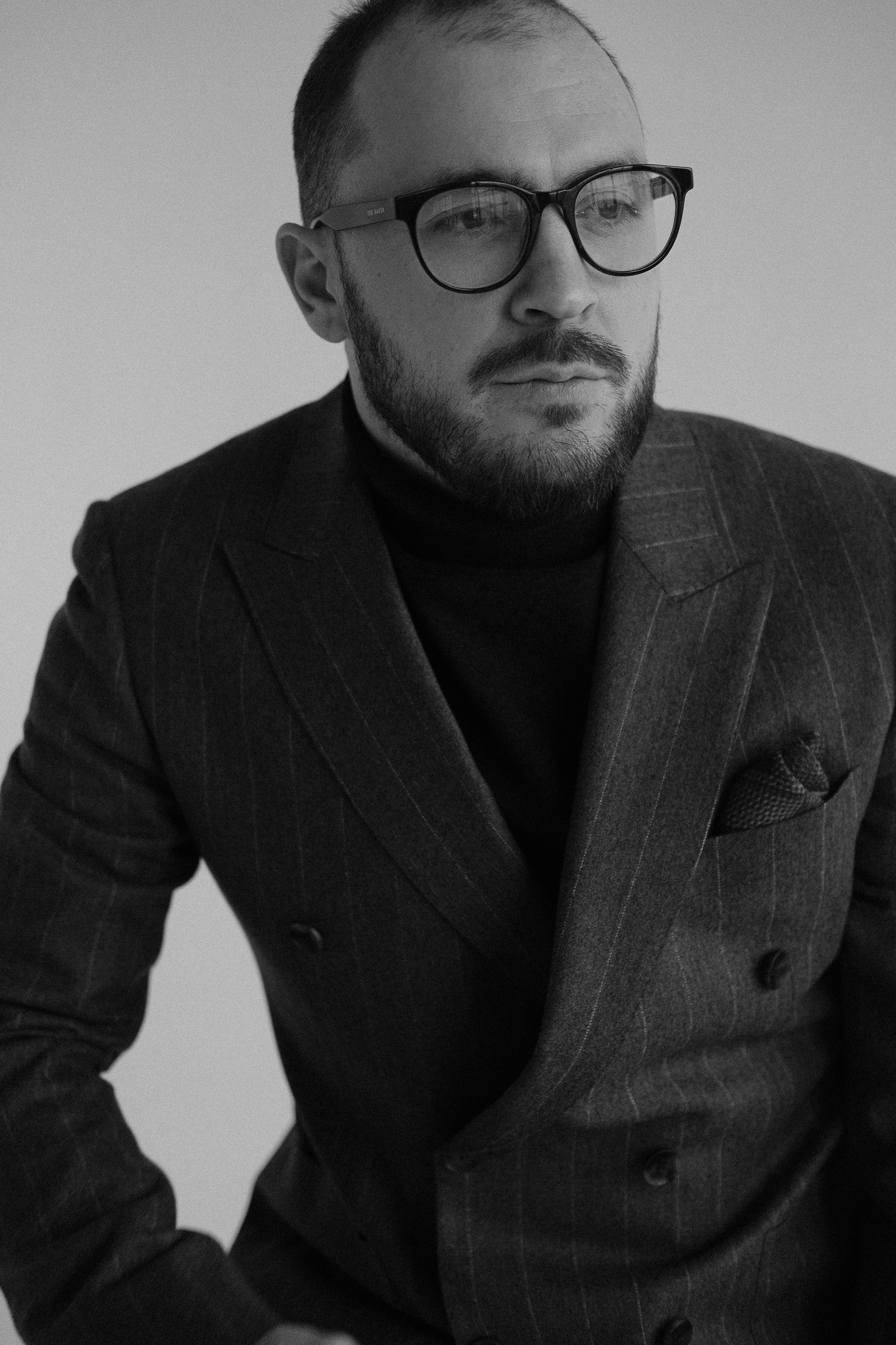 Александр. Главная