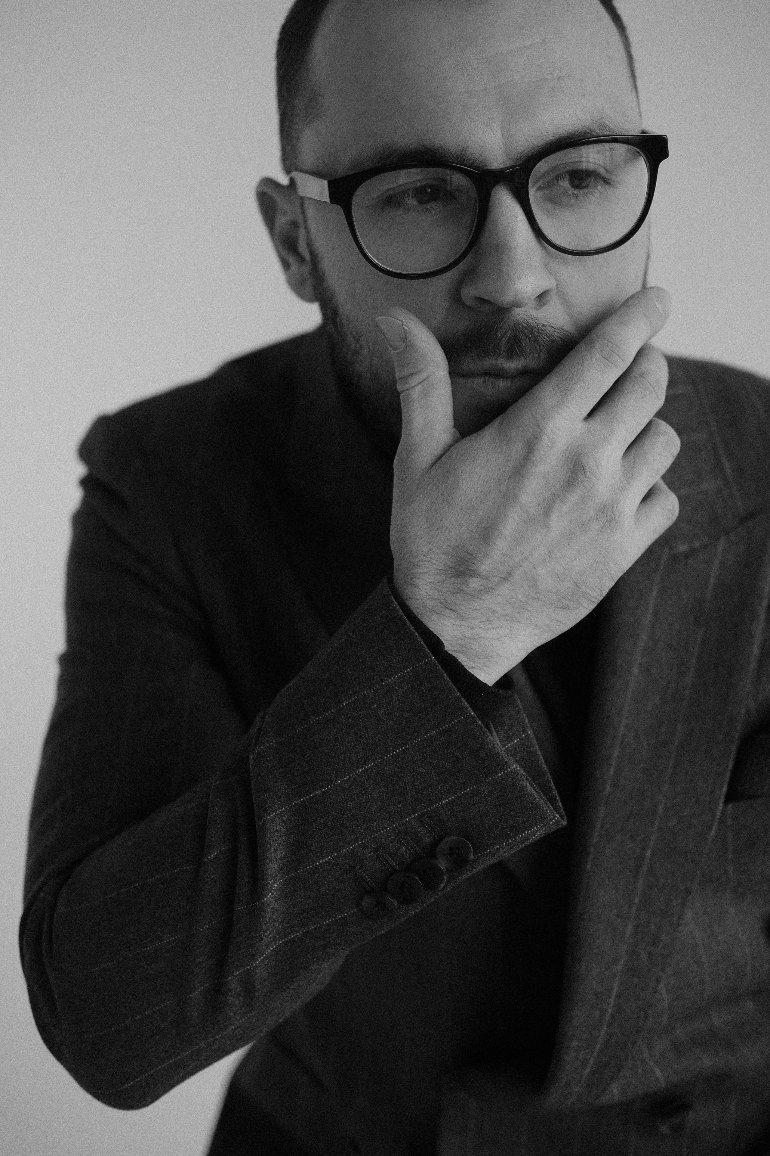 Александр. Главная