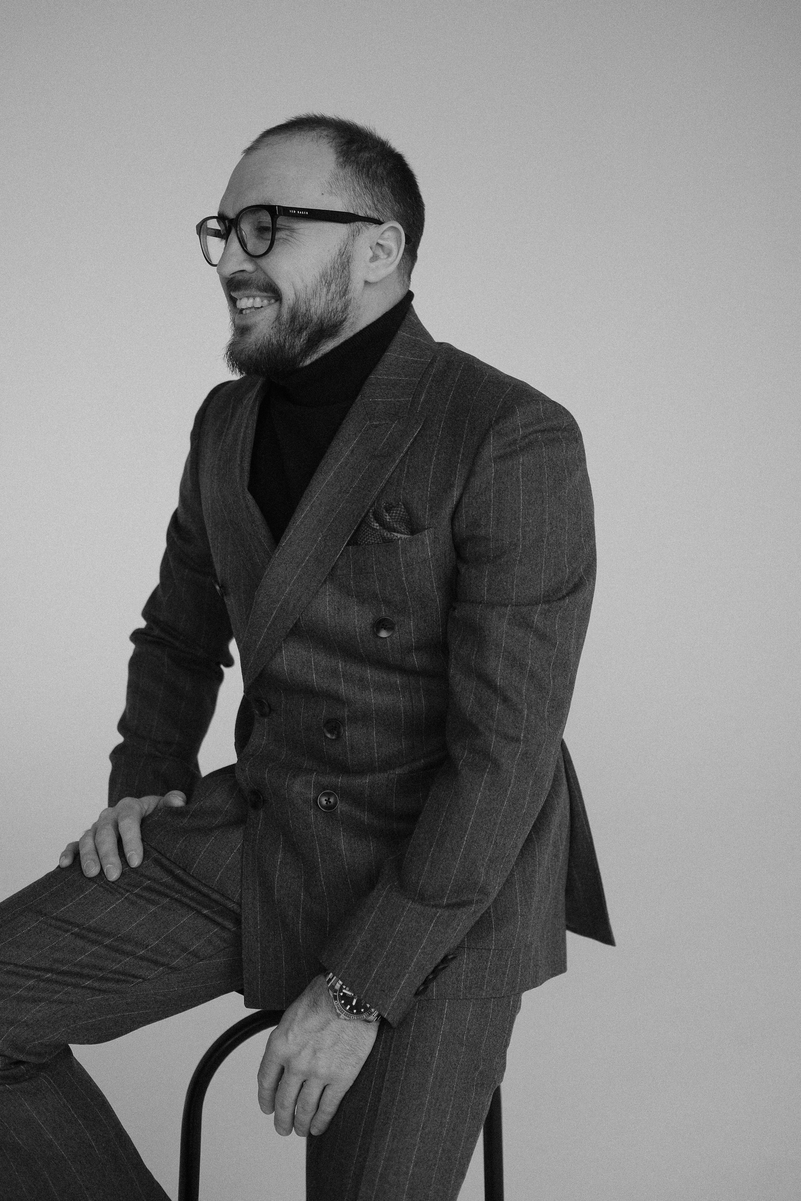 Александр. Главная