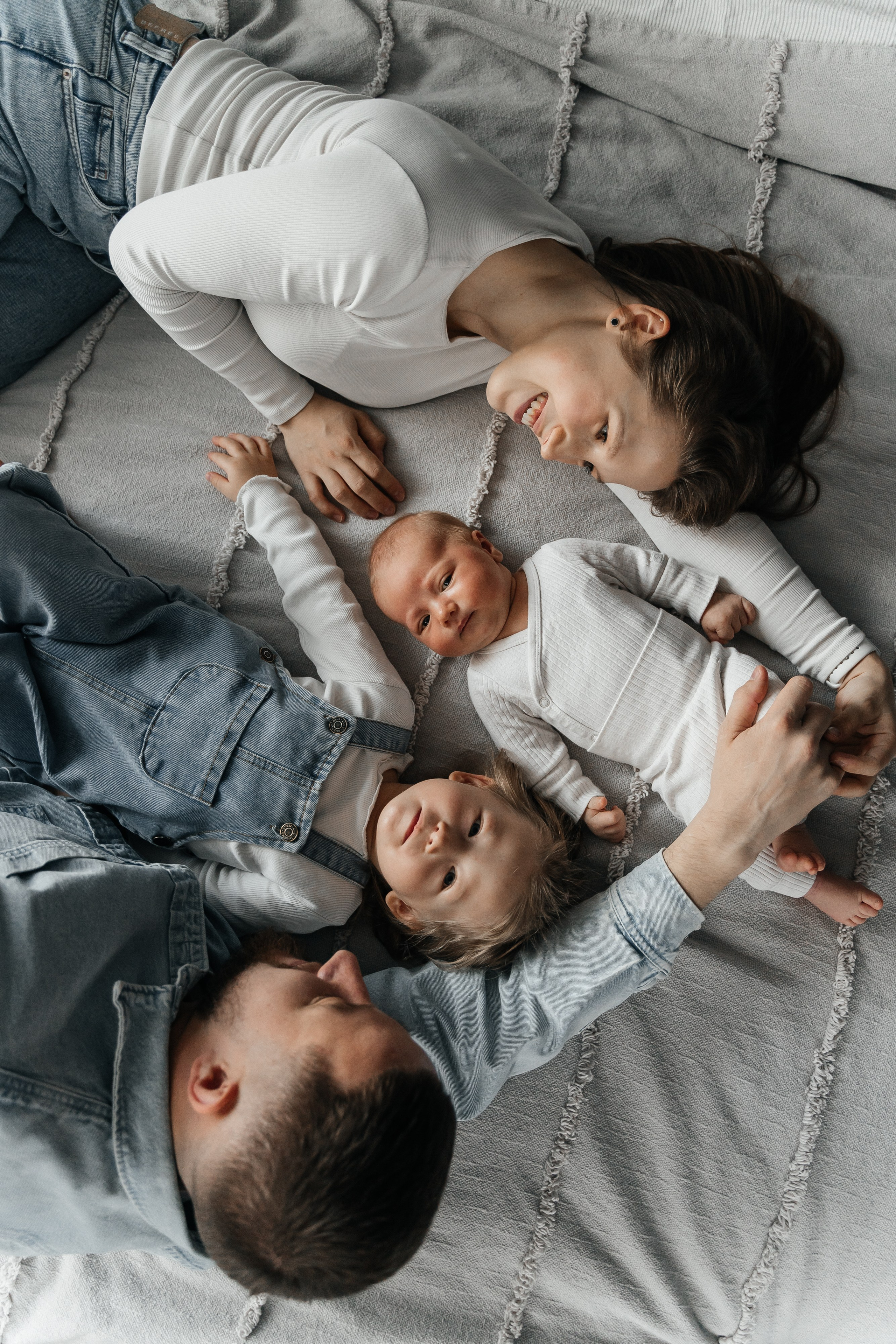 Андрей, Таня, Оливия и Марсель. Волик Мария