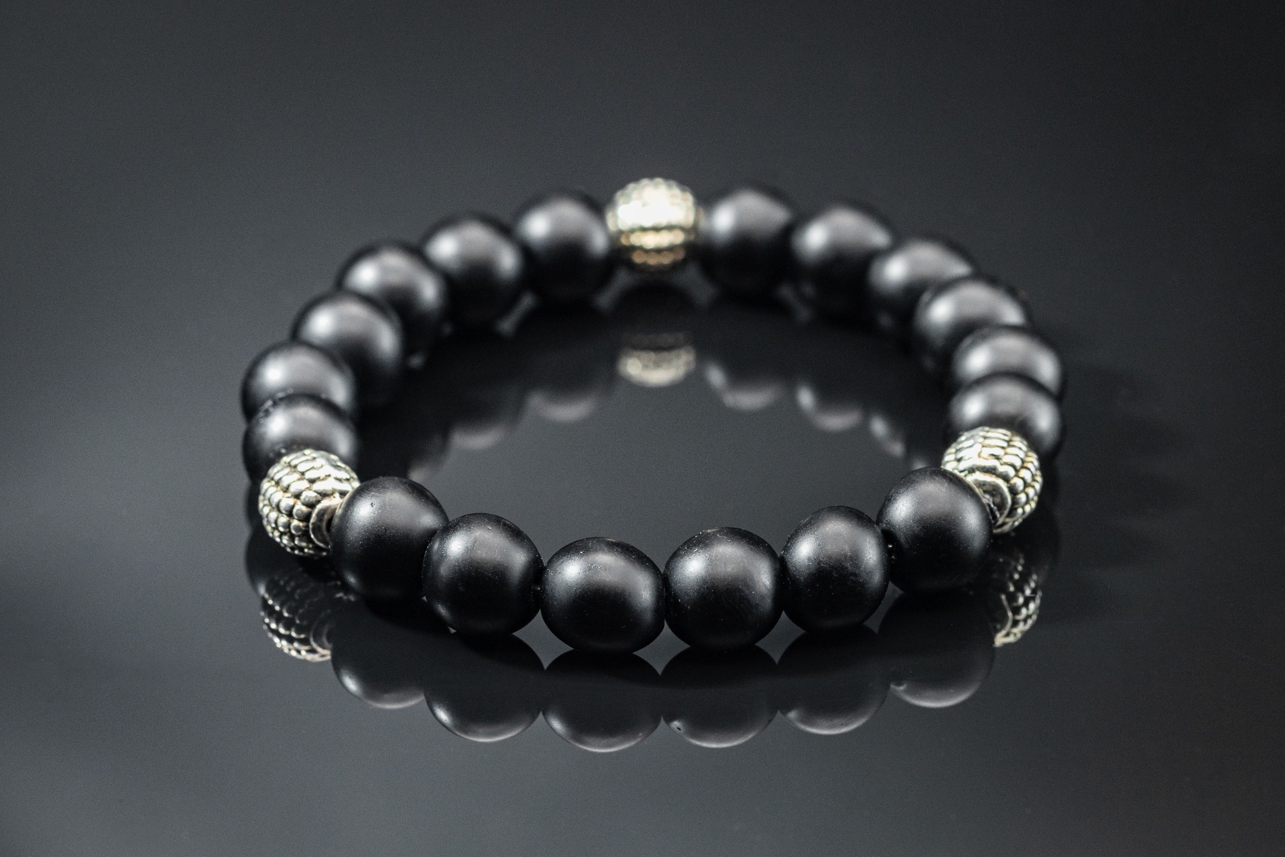 Украшения. Фотограф Владимир Охрименко