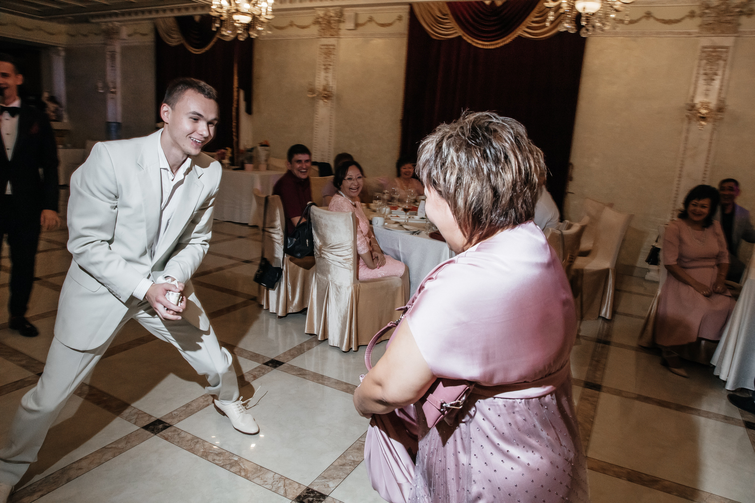 Кирил и Соня. Свадебный  фотограф Новосибирск