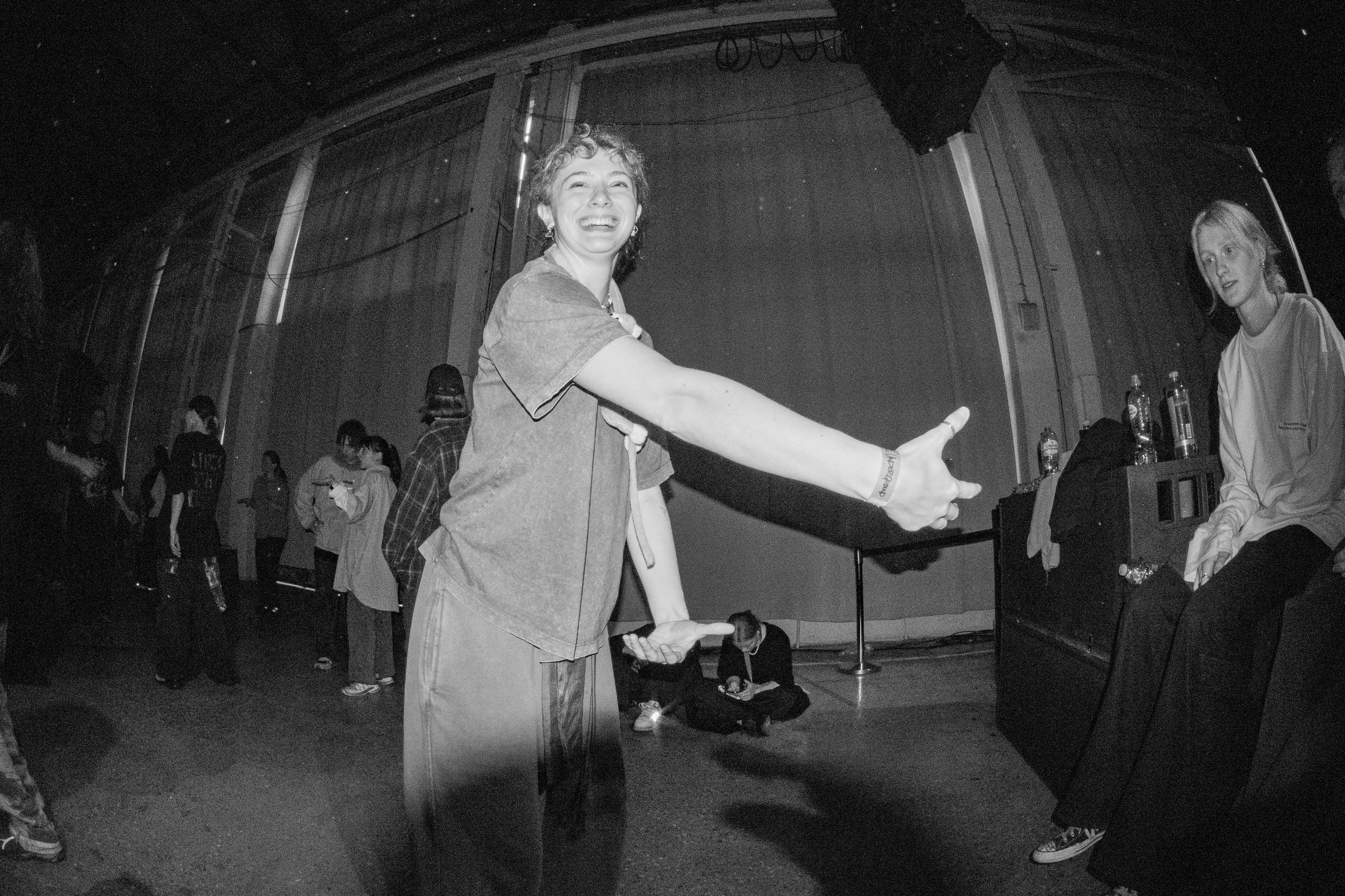 LORDS OF THE UNDERGROUND 27/10/25 (@youlovebu). Соня бу тебя сфоткала
