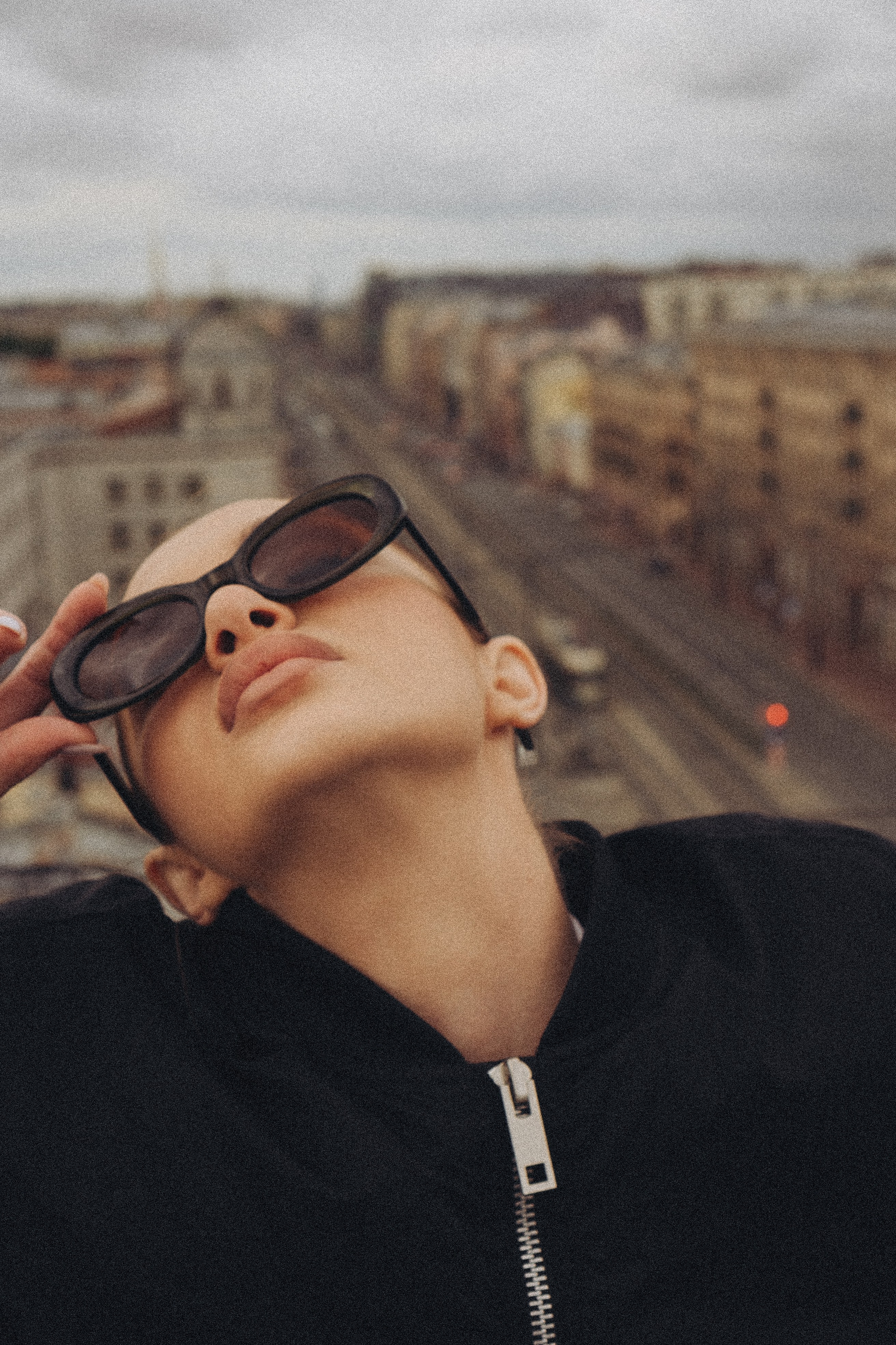 МЫ ГУЛЯЛИ ПРО КРЫШАМ ПИТЕРА. Профессиональный фотограф, Санкт-Петербург — Виктория Богомолова