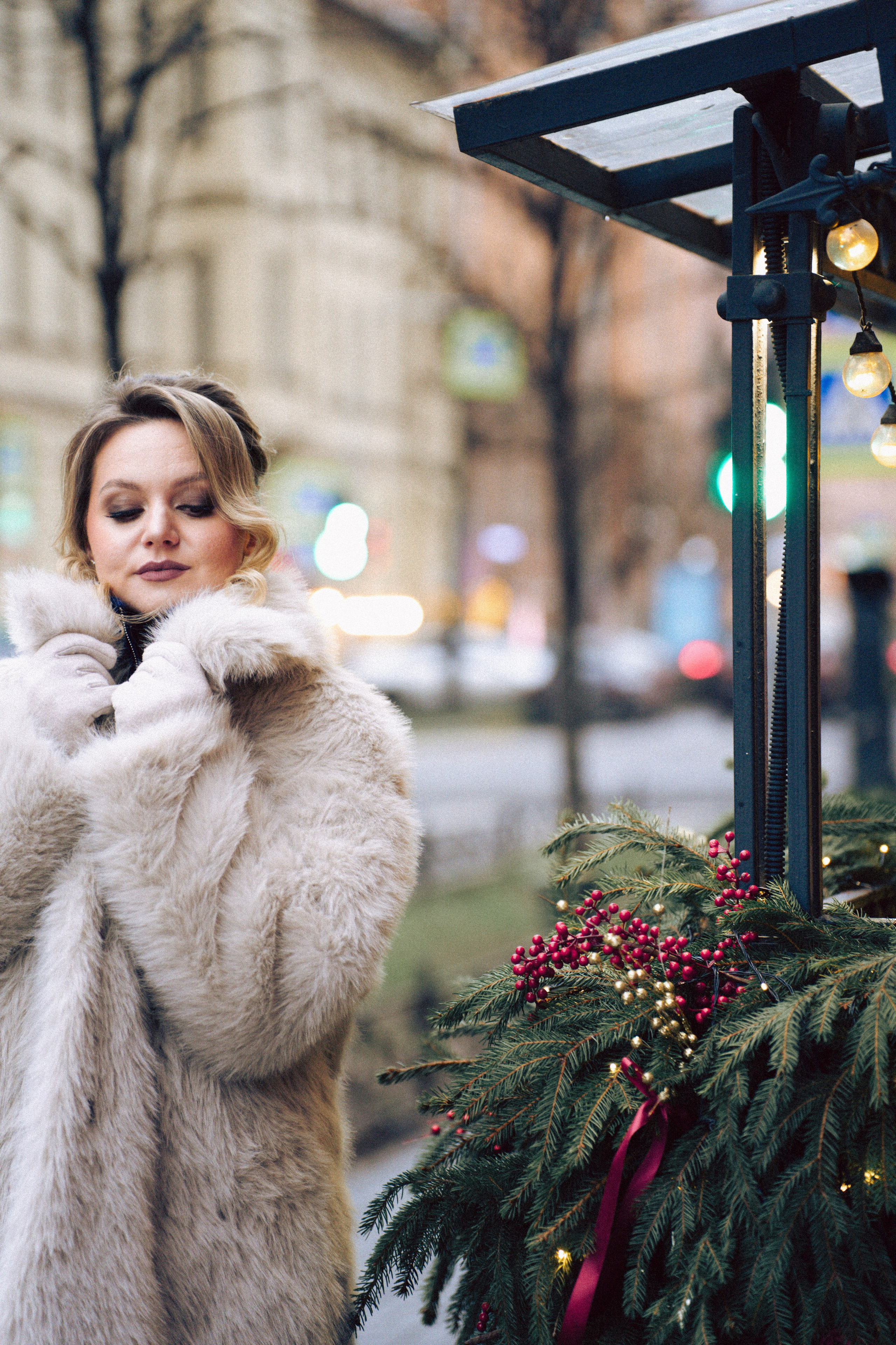 НОВОГОДНЯЯ ФОТОСЕСИИЯ В СТУДИИ ДЛЯ ДЕВУШКИ И ПРОГУЛКА ПО ЧЕРНЫШЕВСКОЙ. Профессиональный фотограф, Санкт-Петербург — Виктория Богомолова