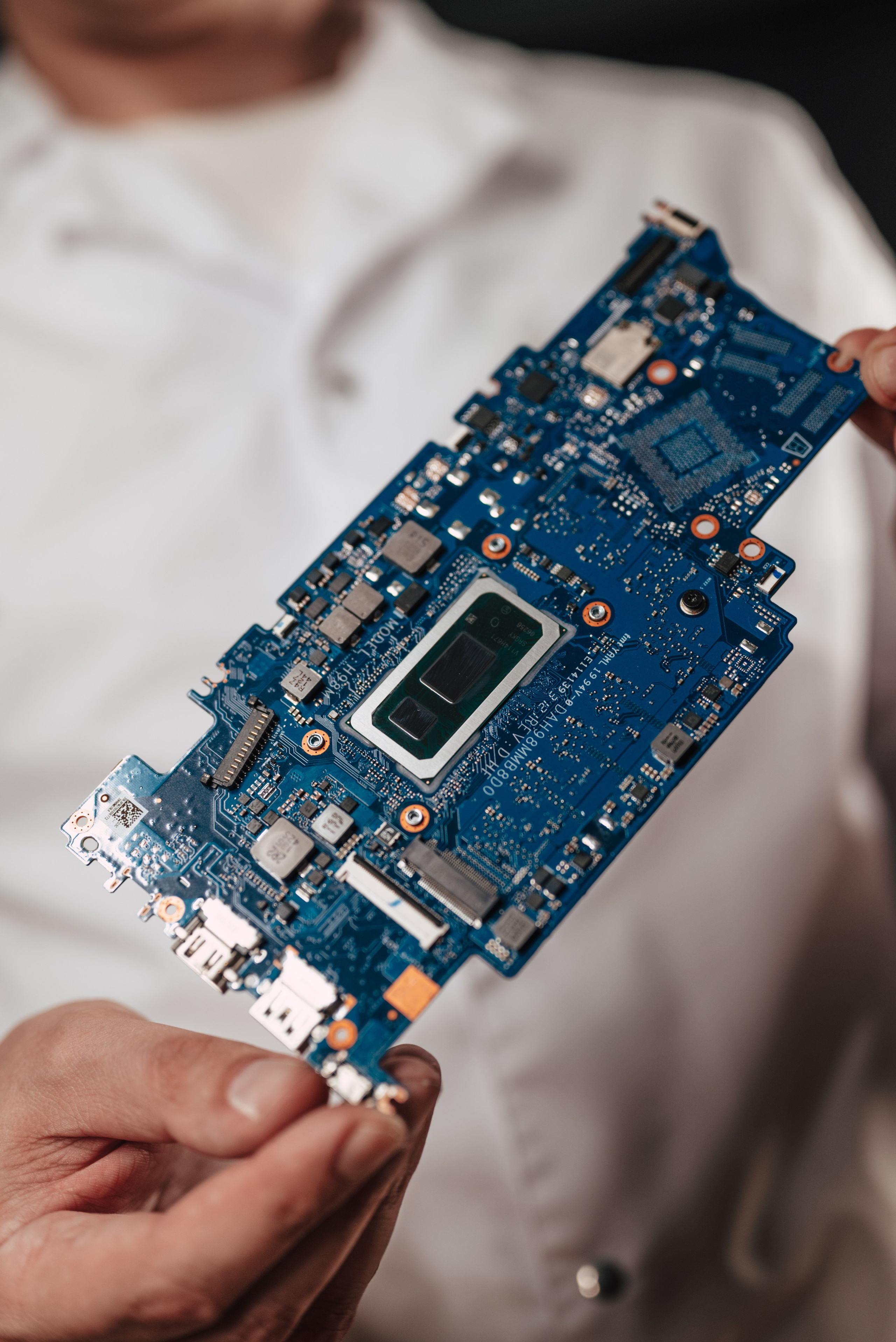 Ремонт техники. Юлия Суббоцкая