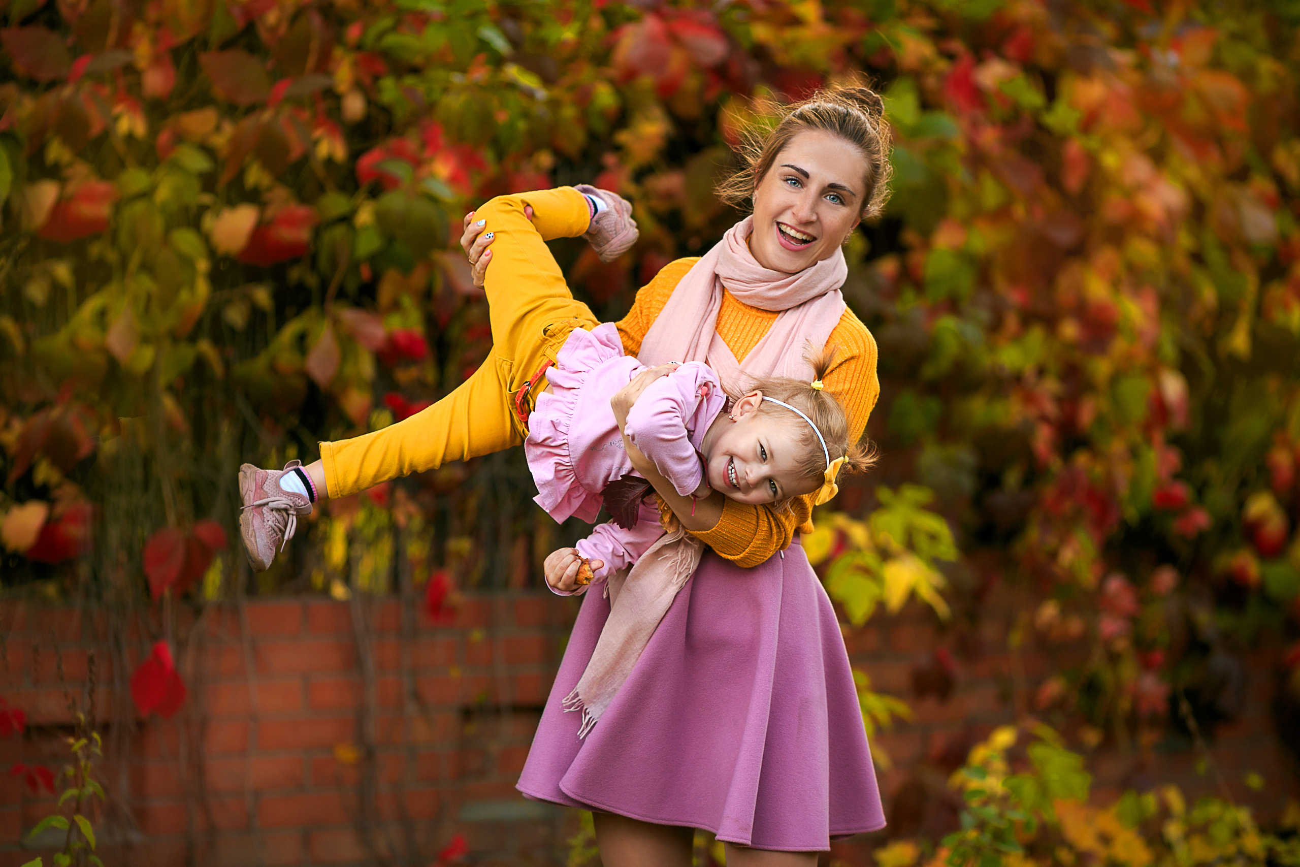 Семейная прогулочная фотосессия в Омске. Фотограф в Омске Таня Бережная
