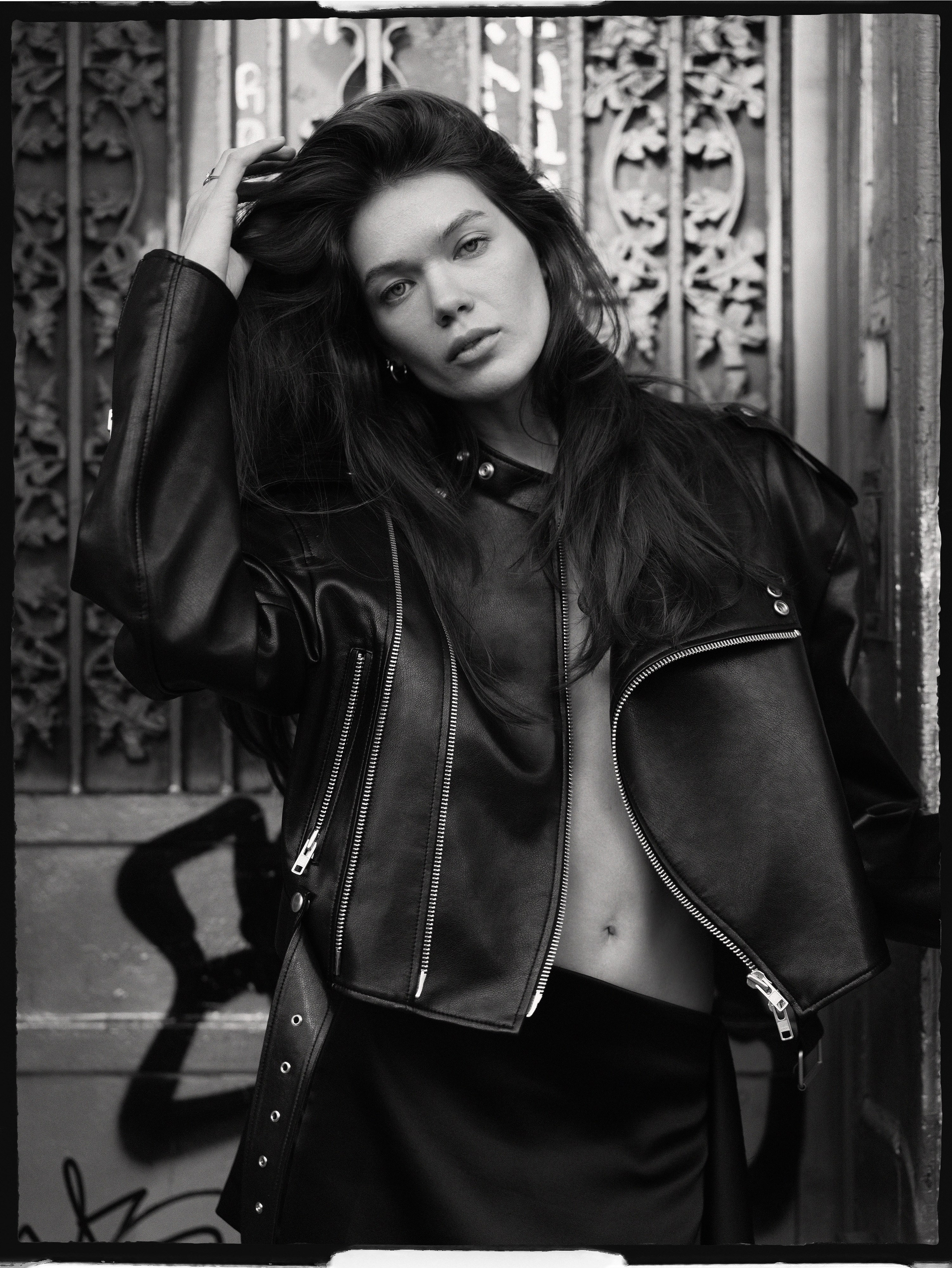 Street Photoshoot. Portrait and food photographer Sergei Sterling