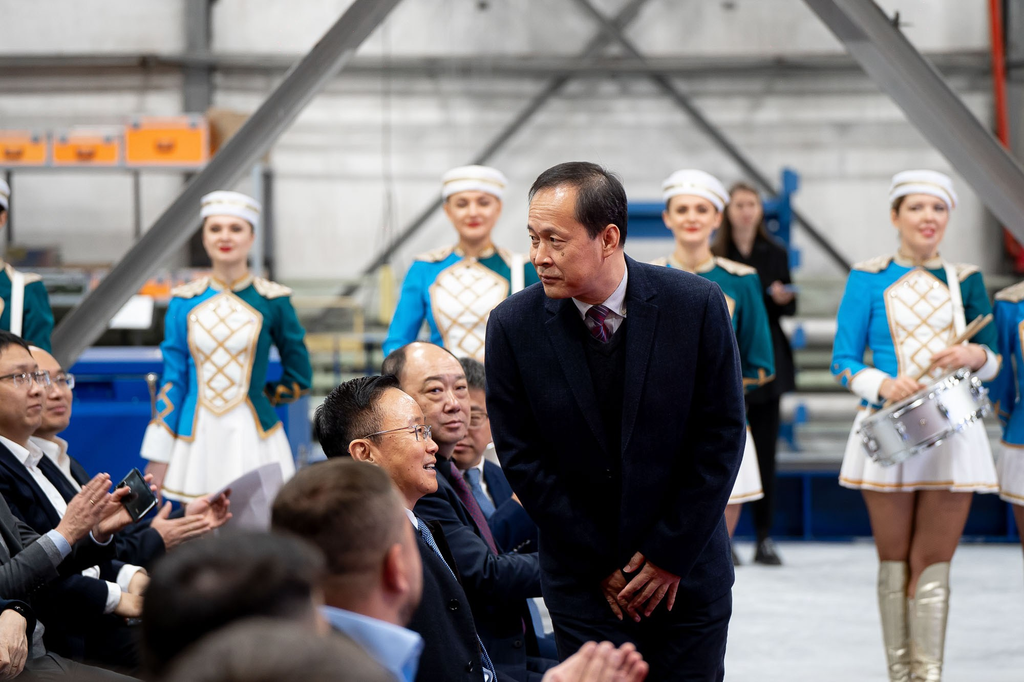 Открытие сервисного центра HILONG. Сергей Кошкин. Репортажная и ивент-фотография в Сургуте