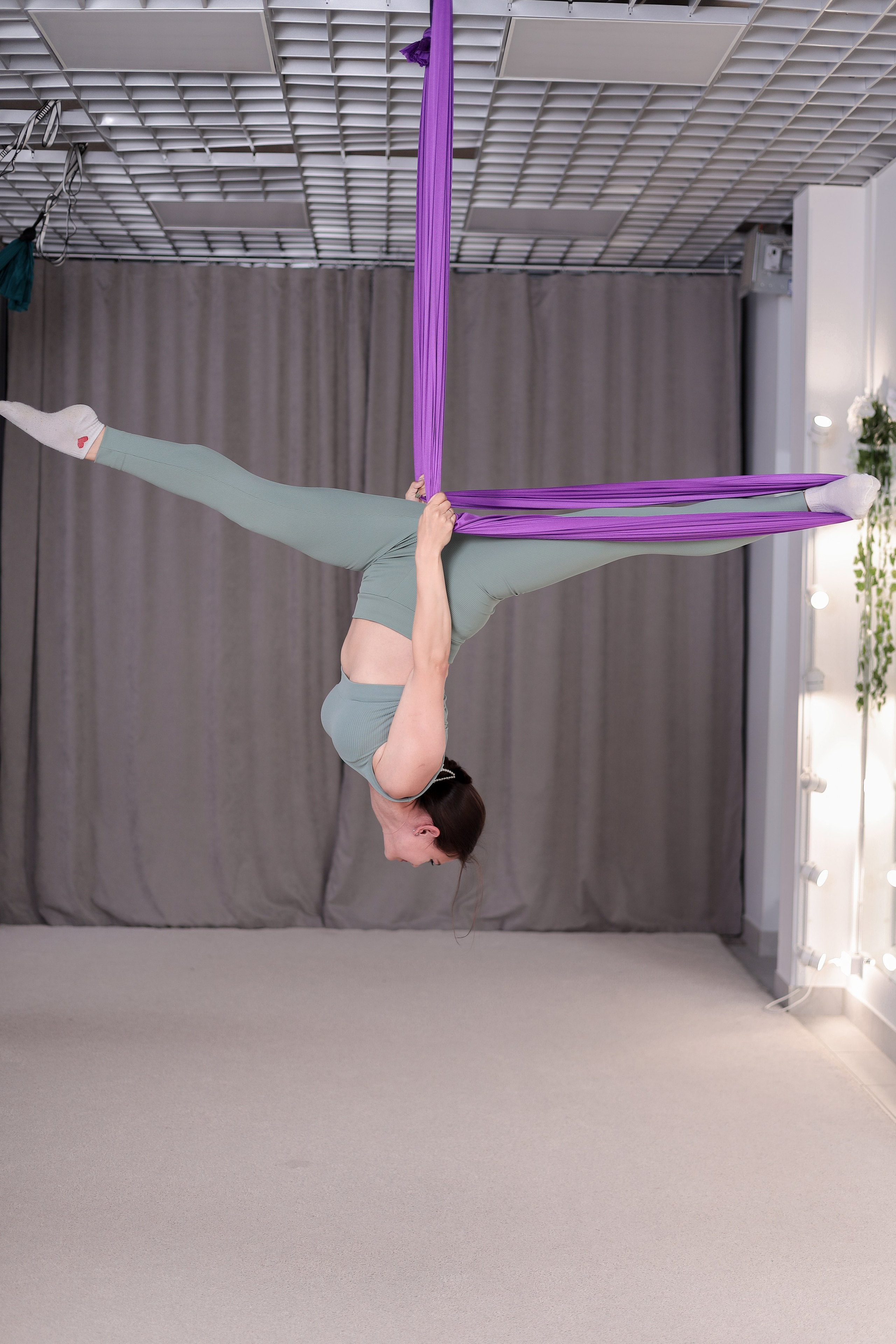 Арт-терапия + аэройога. Фотограф Надршина Лилия