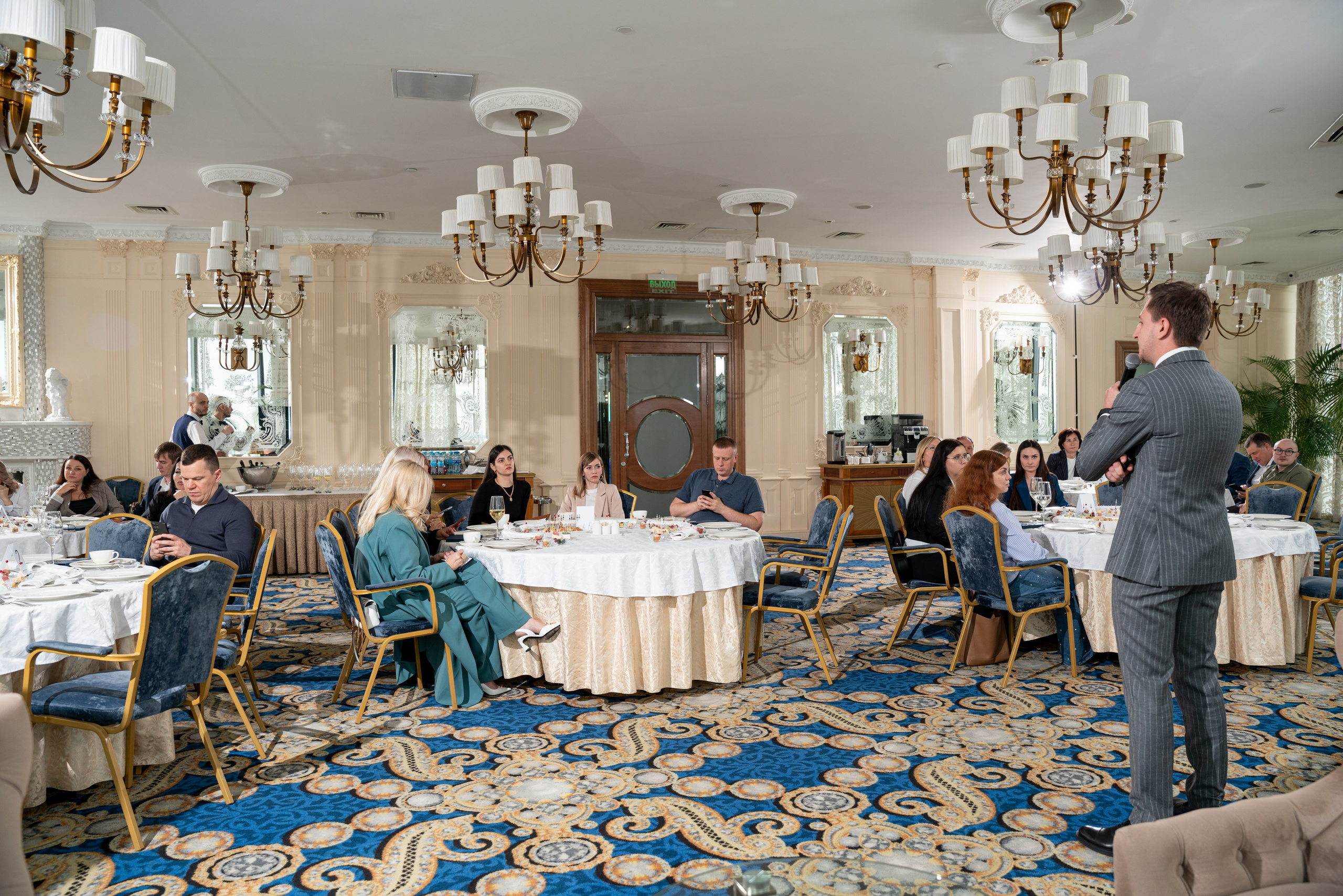 БИЗНЕС-ЗАВТРАК «ИНГОССТРАХ». Фотограф на любое мероприятие