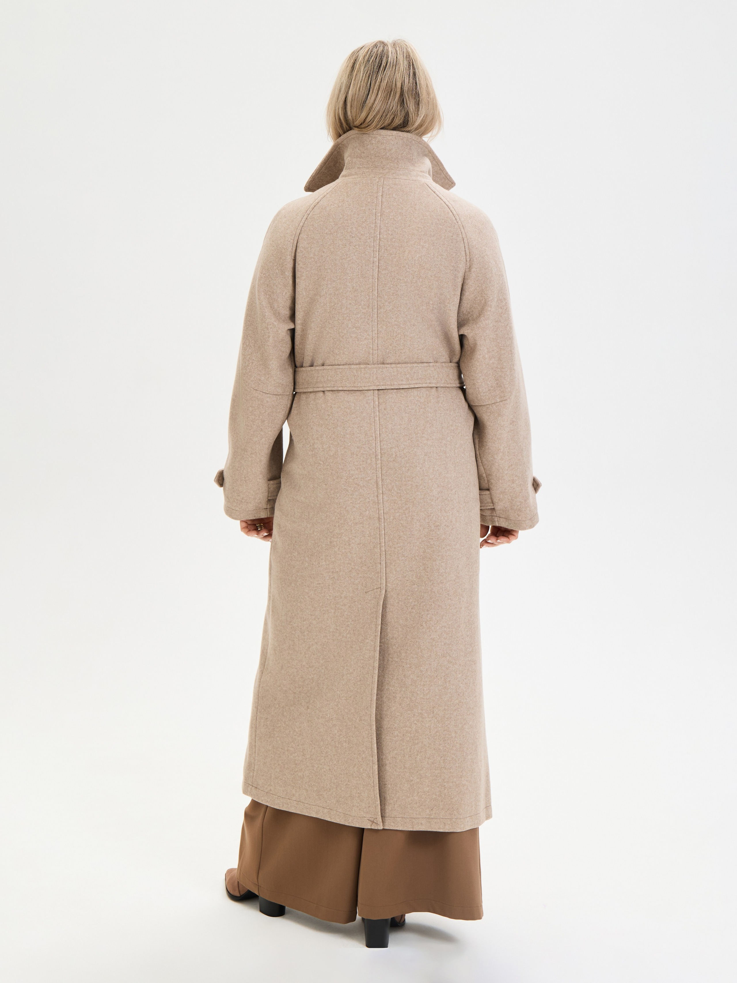 Маркетплейсы/каталог/лукбук. Ксения Кузнецова