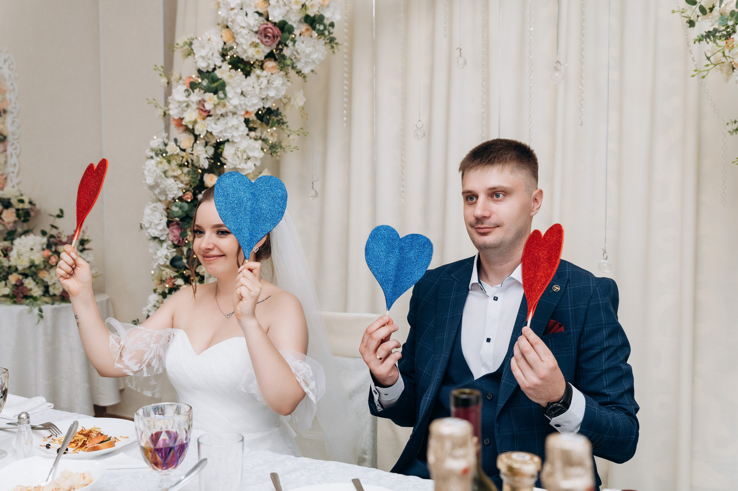 Прогулка, регистрация, банкет. Фотограф в Новосибирске