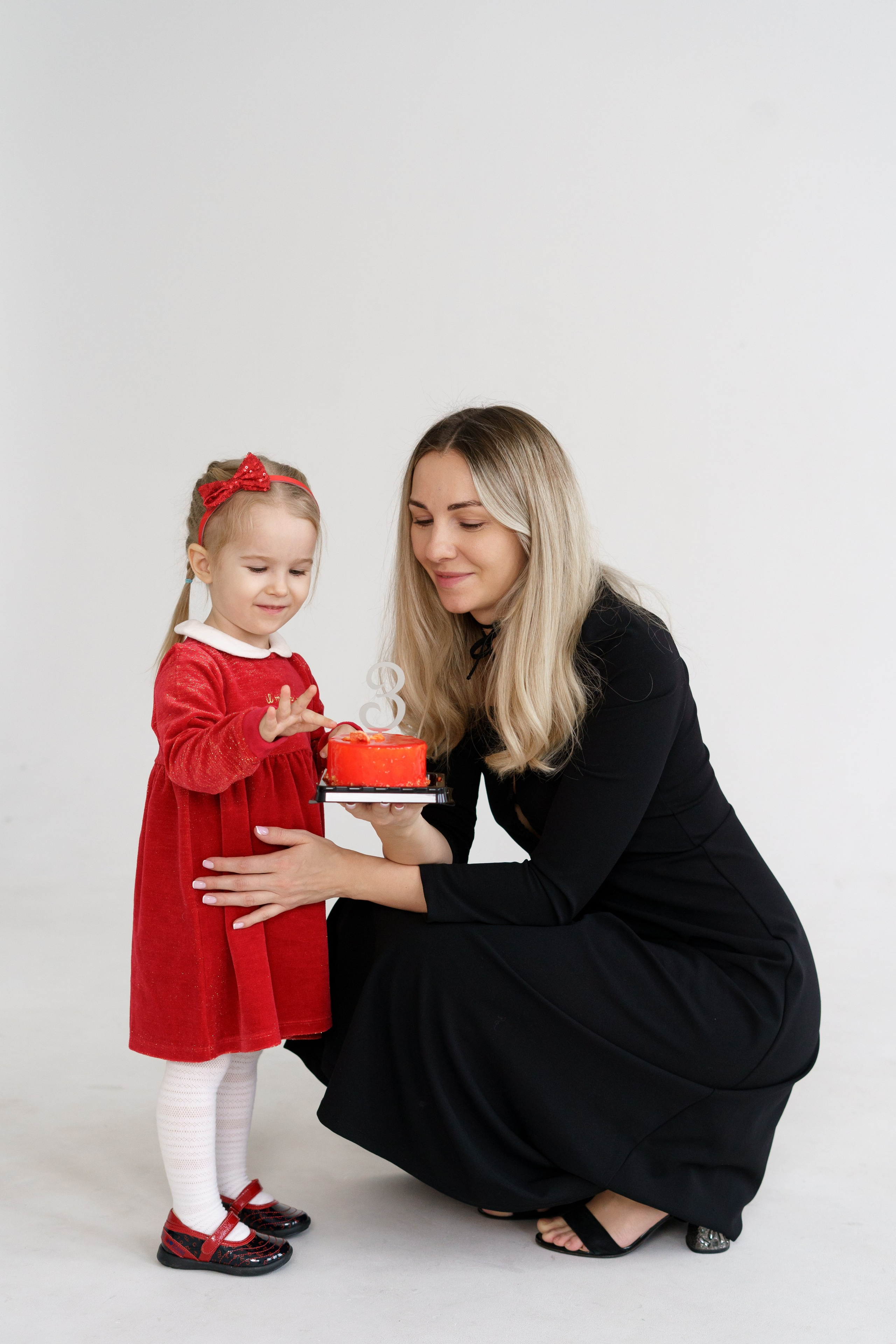 Вика и Алиса. Главная