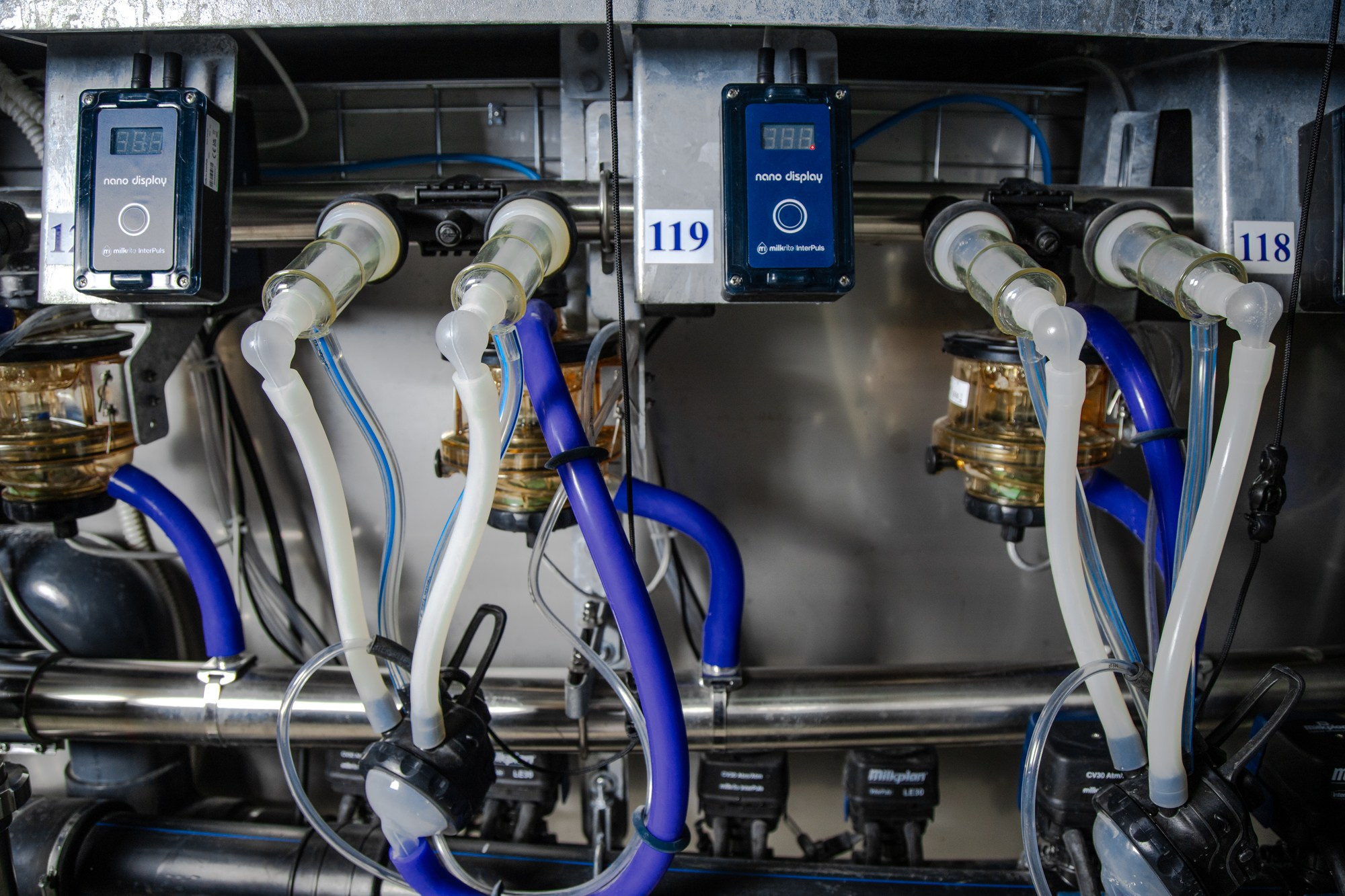 Съёмка для фирмы «Биотон». Репортажный, промышленный и маркетплейс-фотограф Дмитрий Чернат