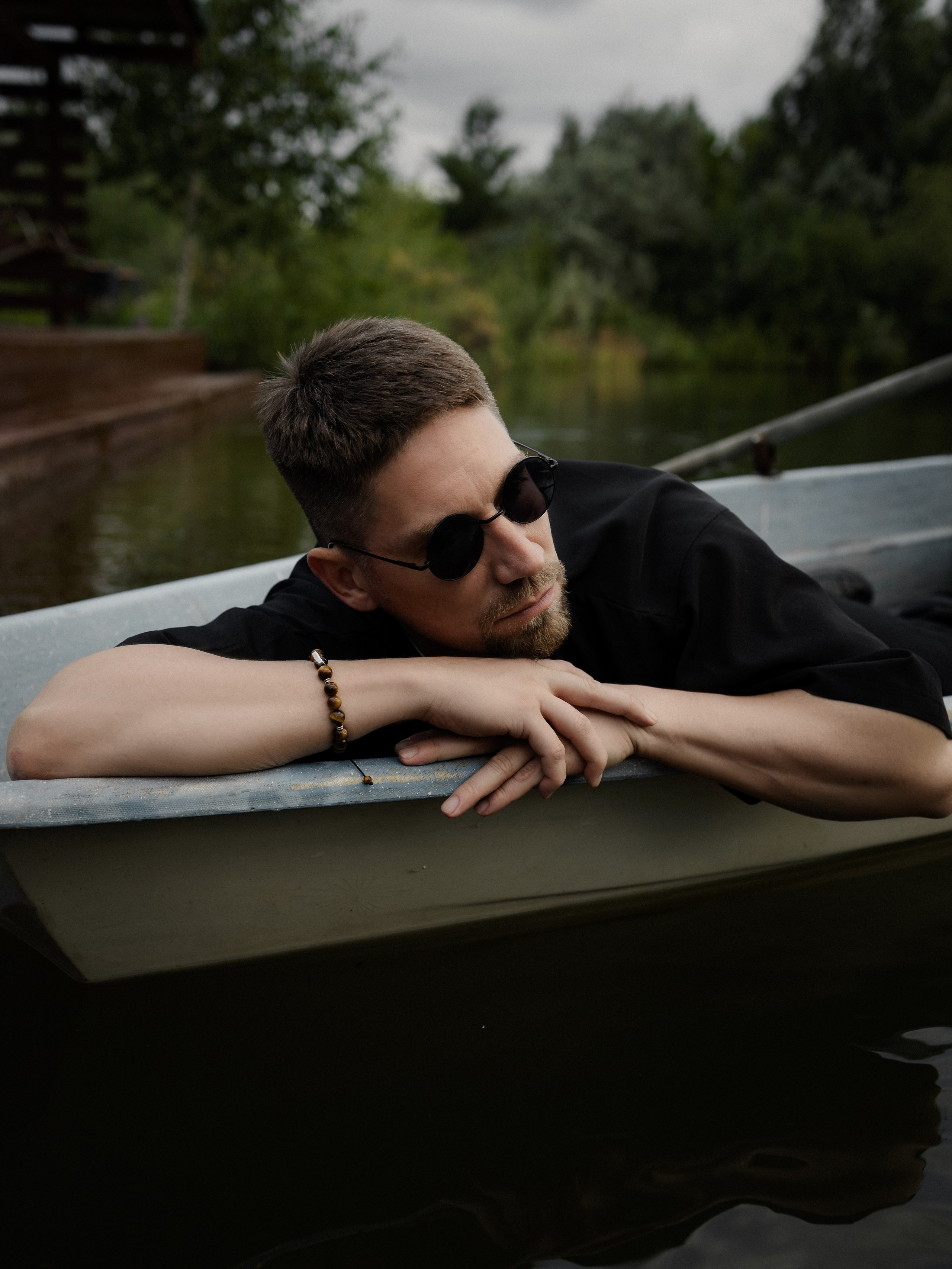 Юрий Р. Фотограф Челябинск Эвелина Ганага, съемка для бизнеса и маркетплейсов