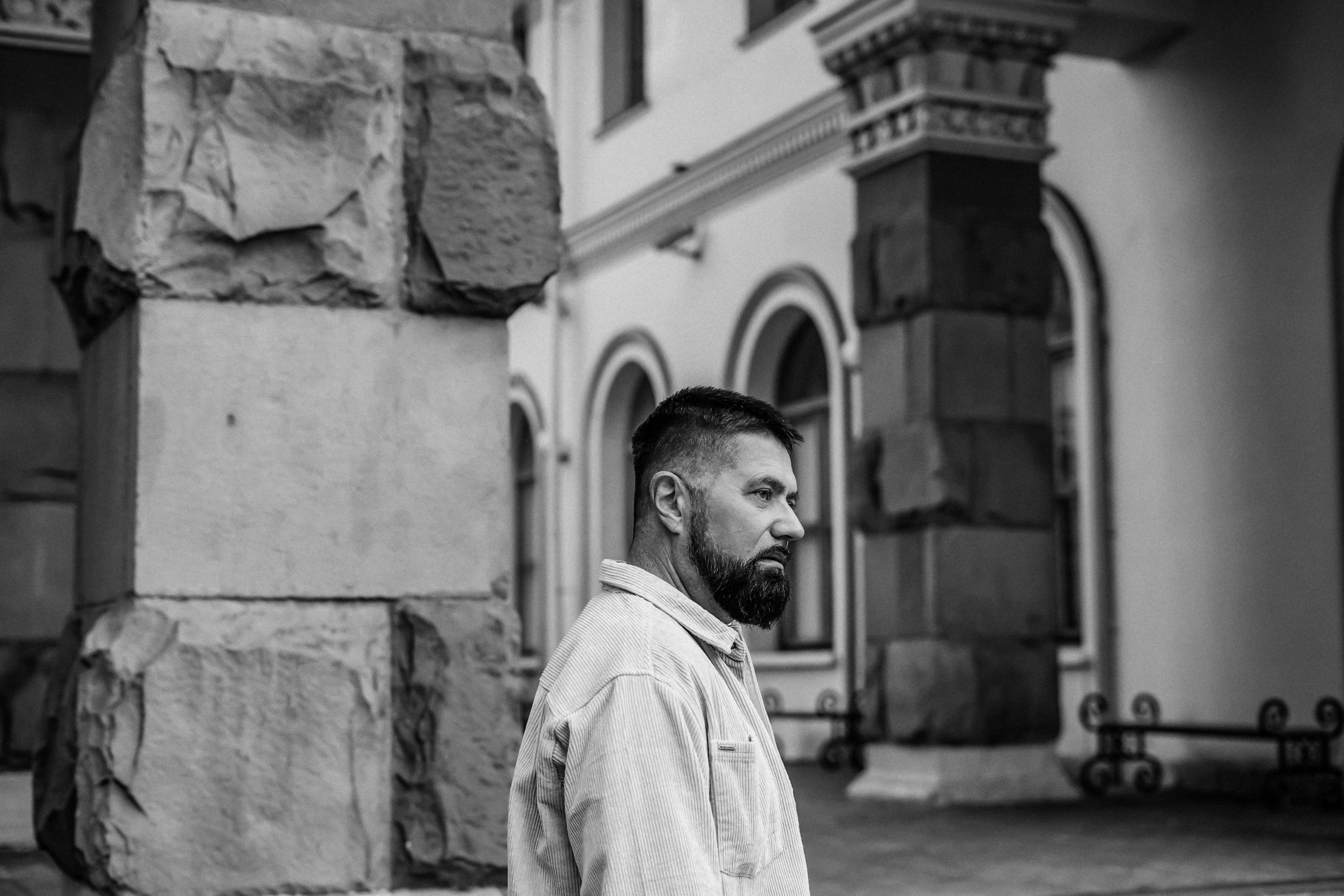 Фотосессия для Николая в морпорту и на ж/д вокзале Сочи. Фотограф в Сочи и Абхазии | Фототуры | September Air