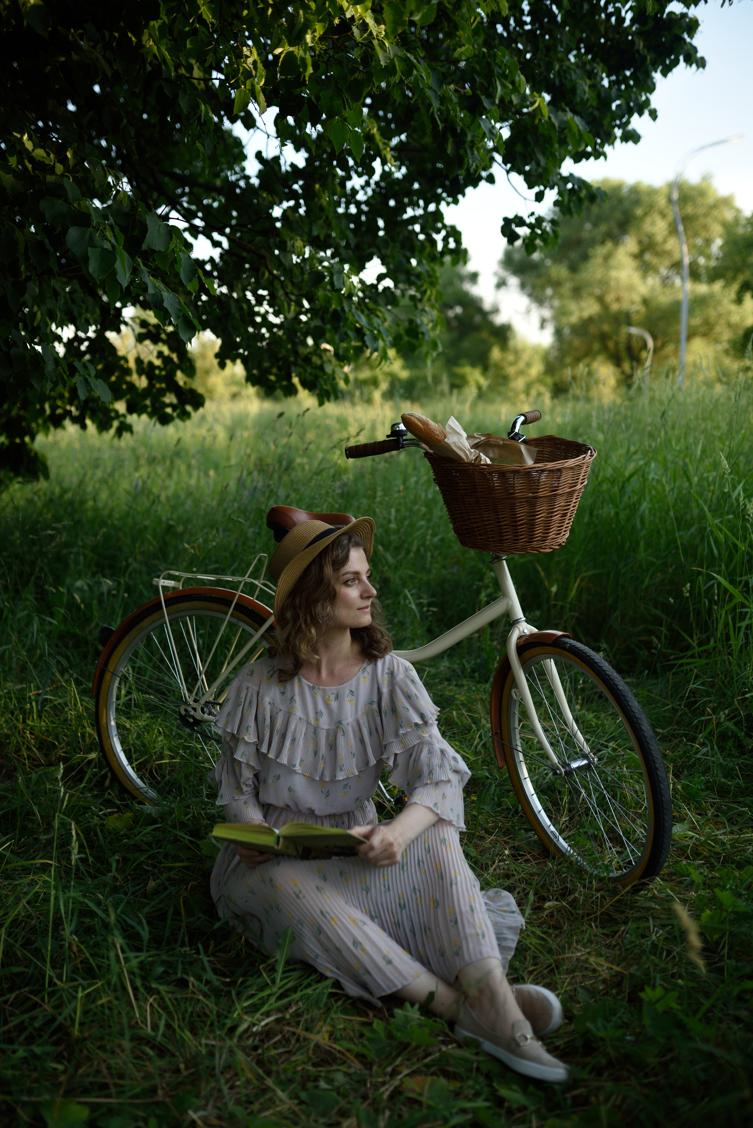 Женя. Прогулка в поле. Фотограф в Санкт Петербурге Александра Вильдгрубе