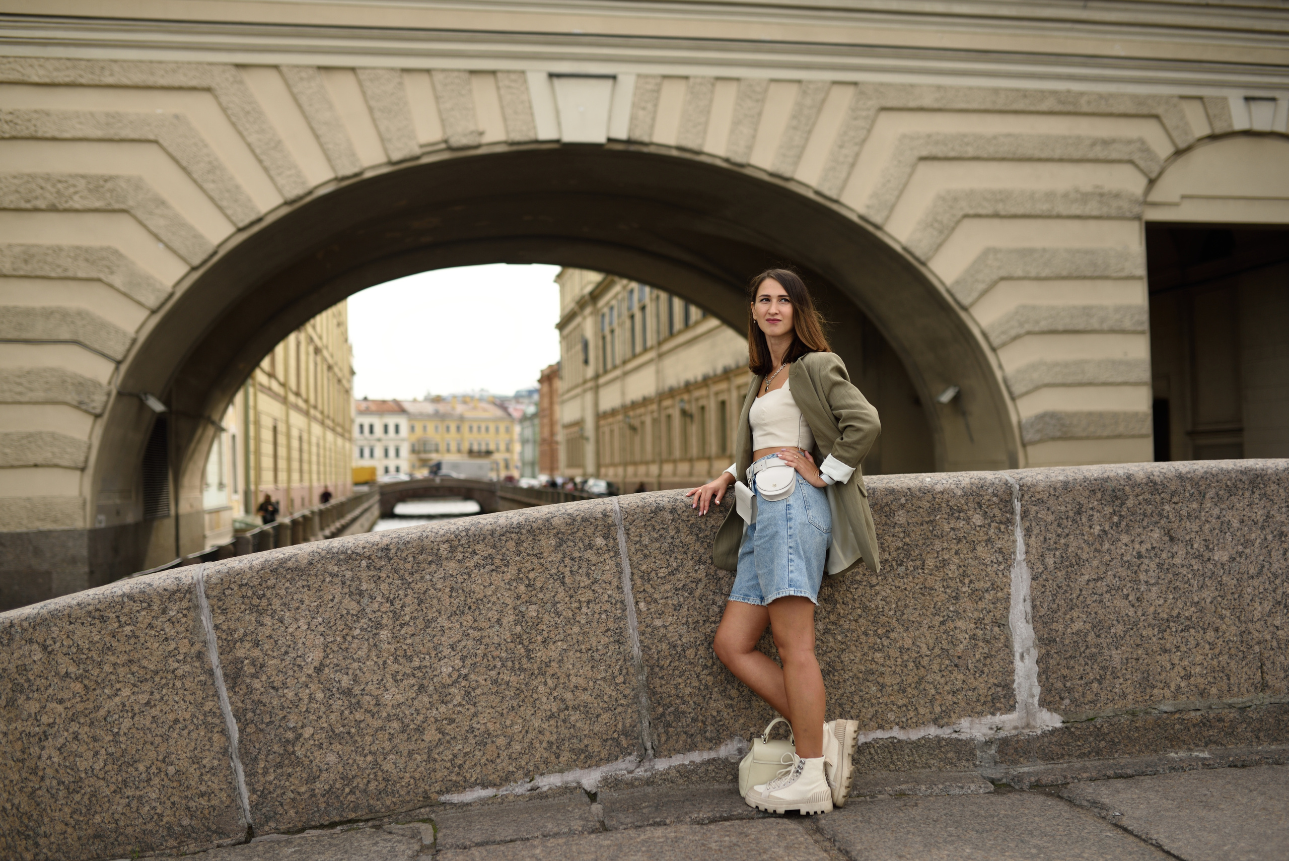 Настя, прогулка по центру. Фотограф в Санкт Петербурге Александра Вильдгрубе