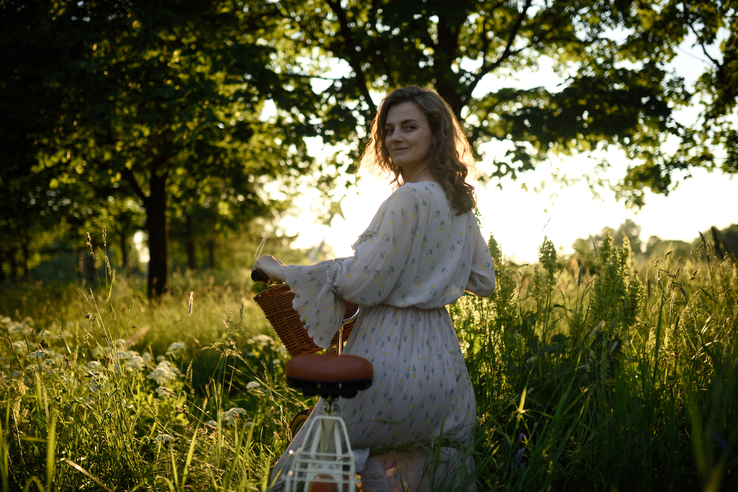 Женя. Прогулка в поле. Фотограф в Санкт Петербурге Александра Вильдгрубе