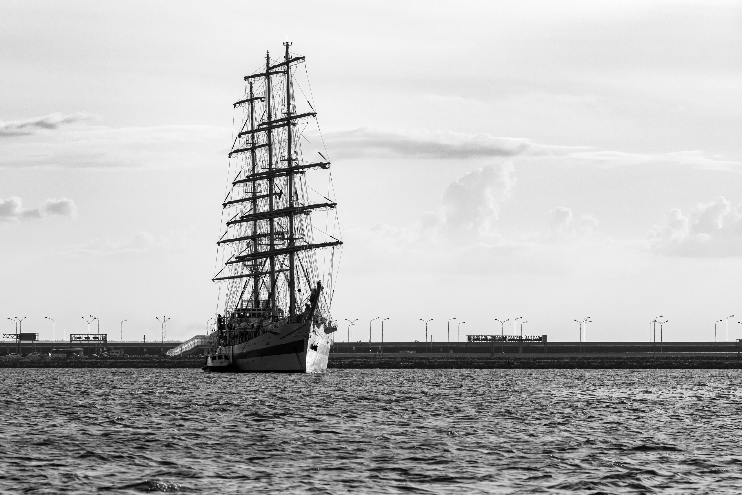 Фрегат в Кронштадте