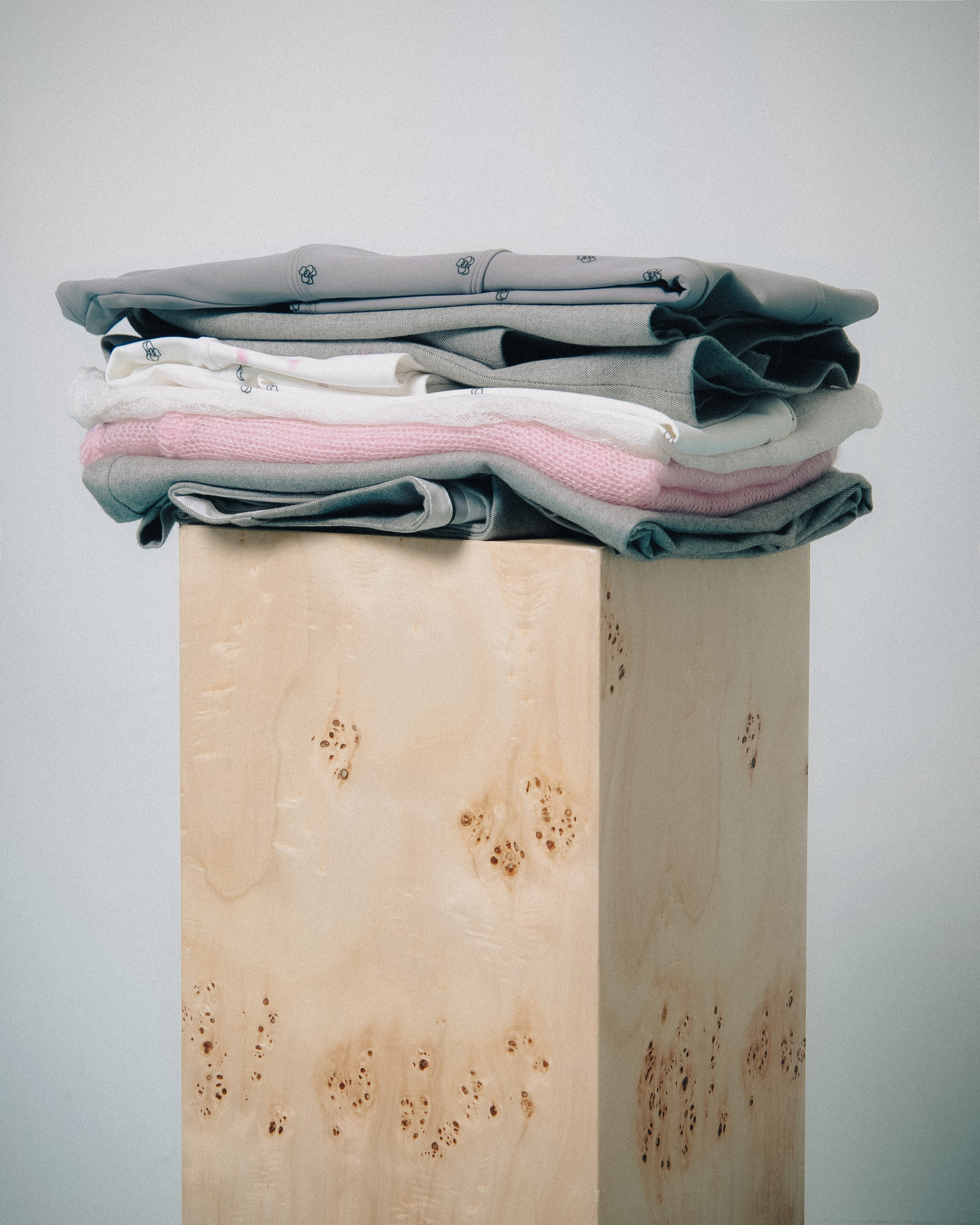 PERANYA — фотограф для брендов и людей. Москва