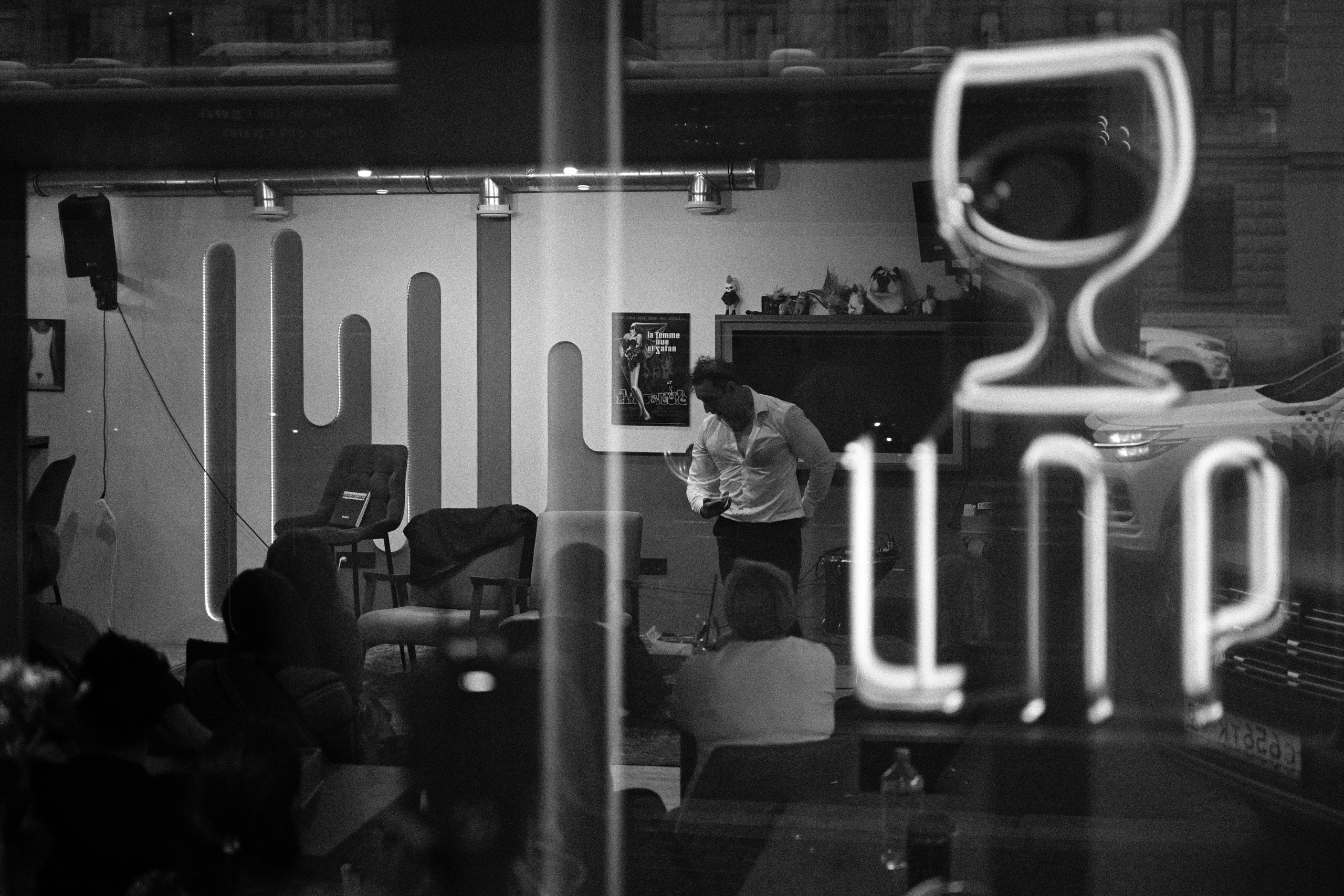 Спектакль «Гамлет-Ричард» в баре «ЦПР»