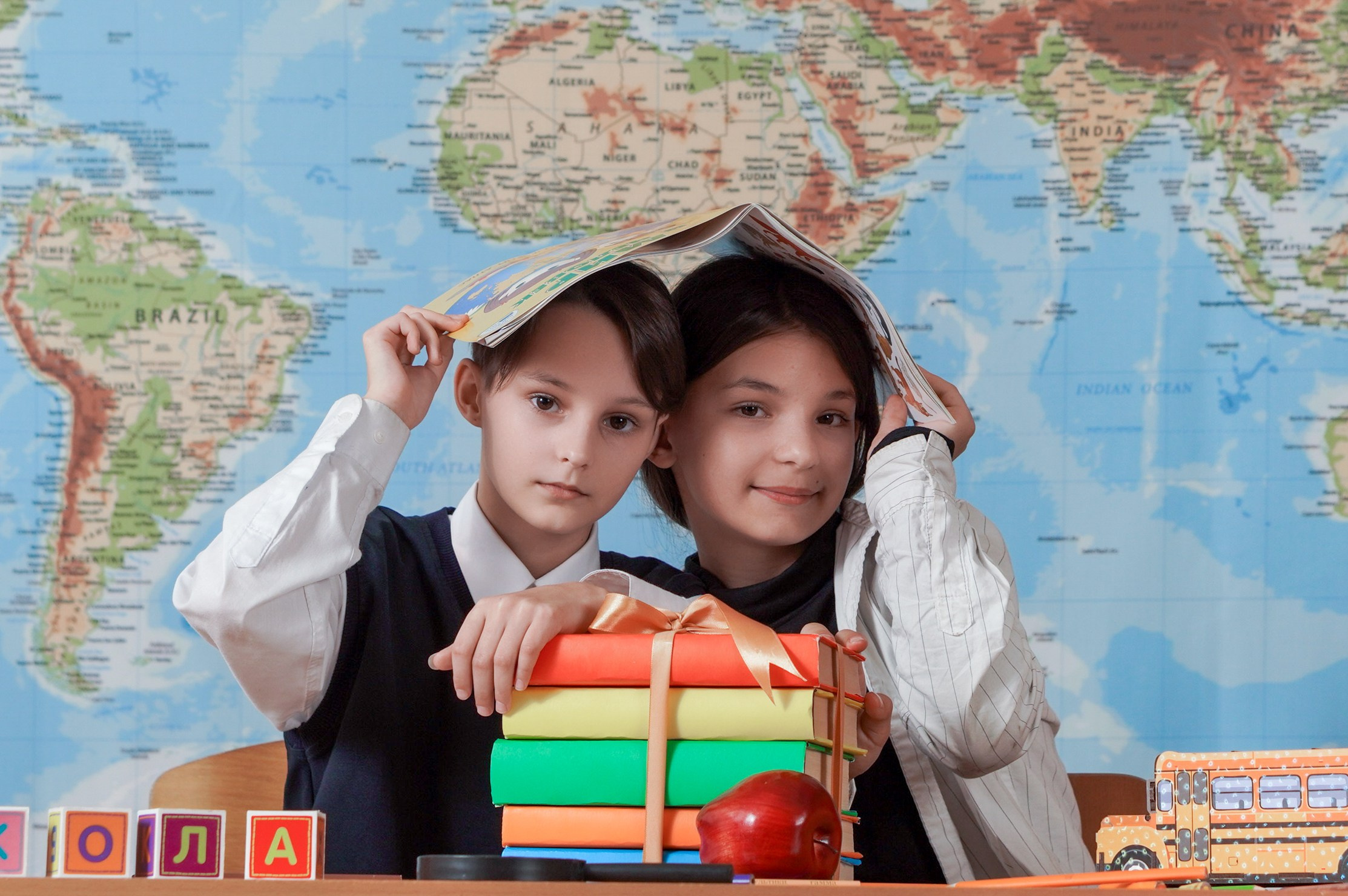 Начальная школа. Выпускные альбомы для детских садов и школ в Симферополе и Крыму — фотограф Ирина Найкина